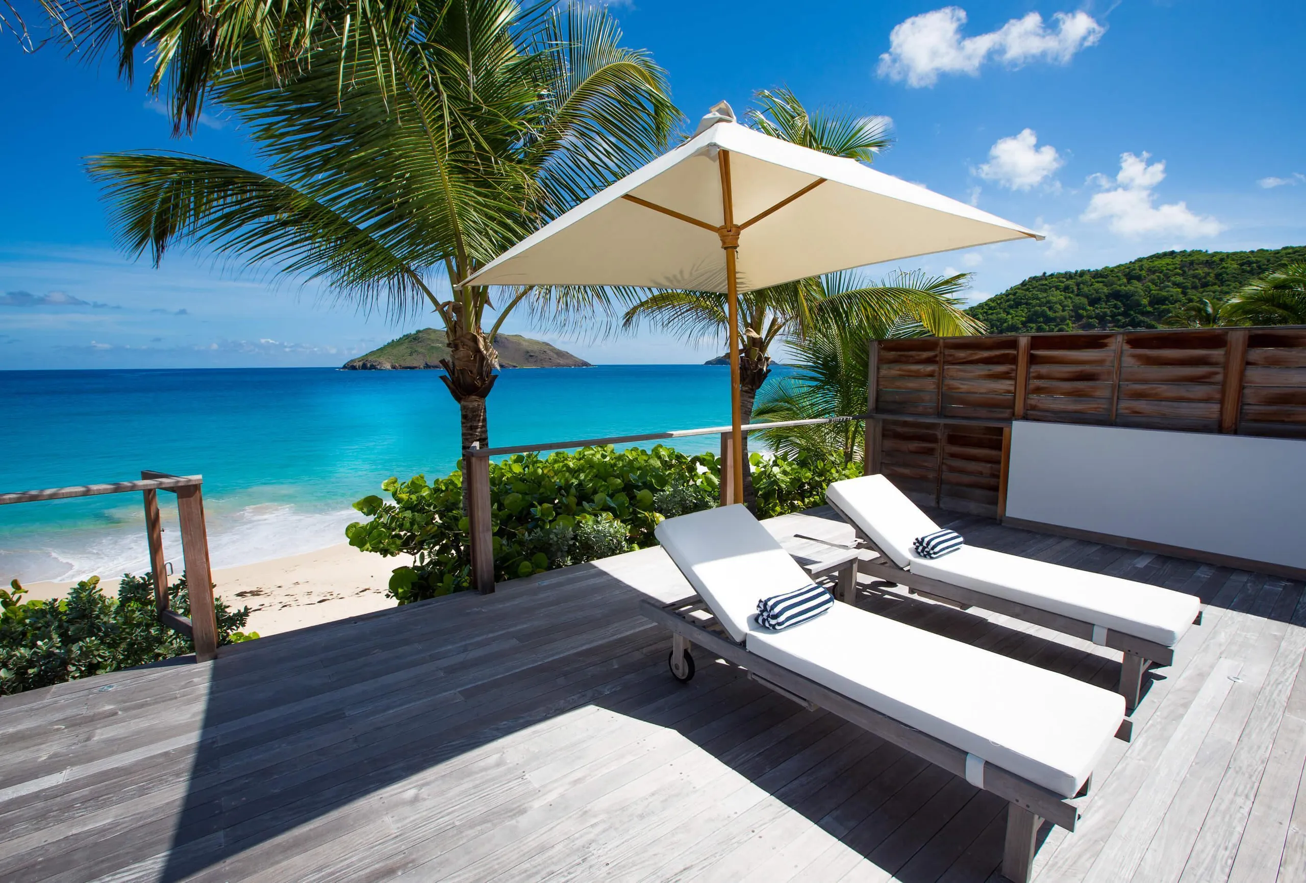 Beachfront Island Chic Villa with Private Pool in Flamands Beach — photograph 10