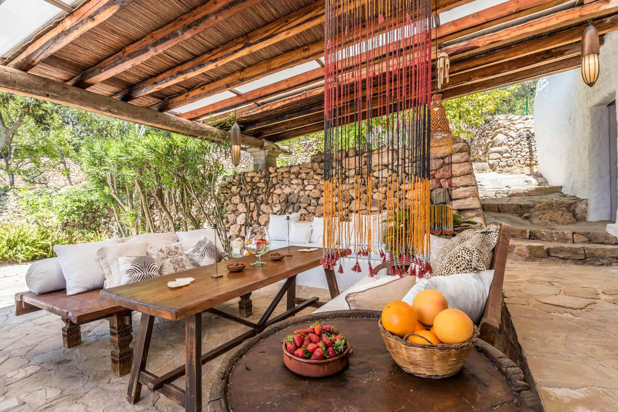 Authentic Finca Charm with Private Pool and Countryside Views — photograph 5