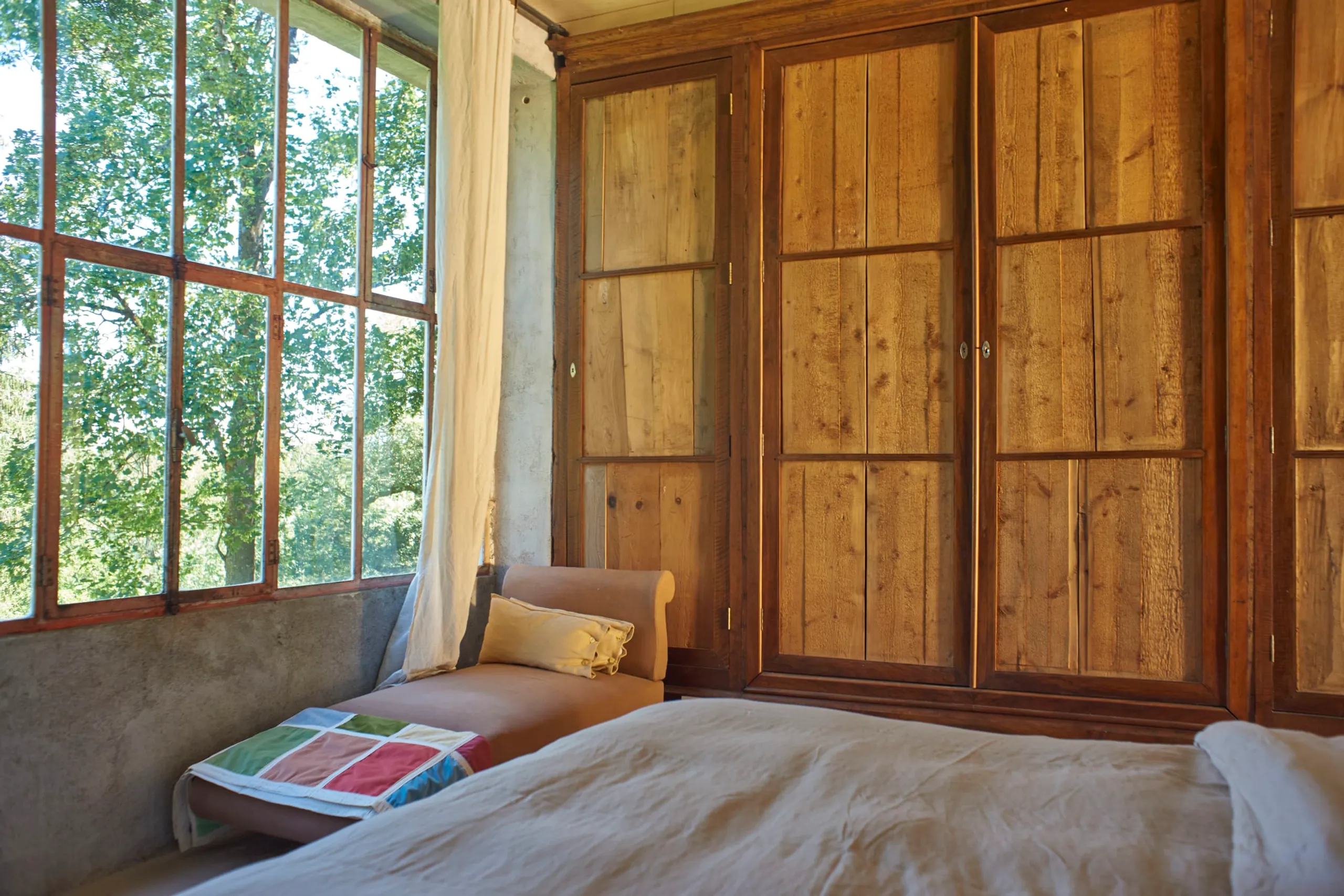 Breathtakingly Beautiful 16th Century Estate with Private Pools and Overlooking Views of Anglin River — photograph 7