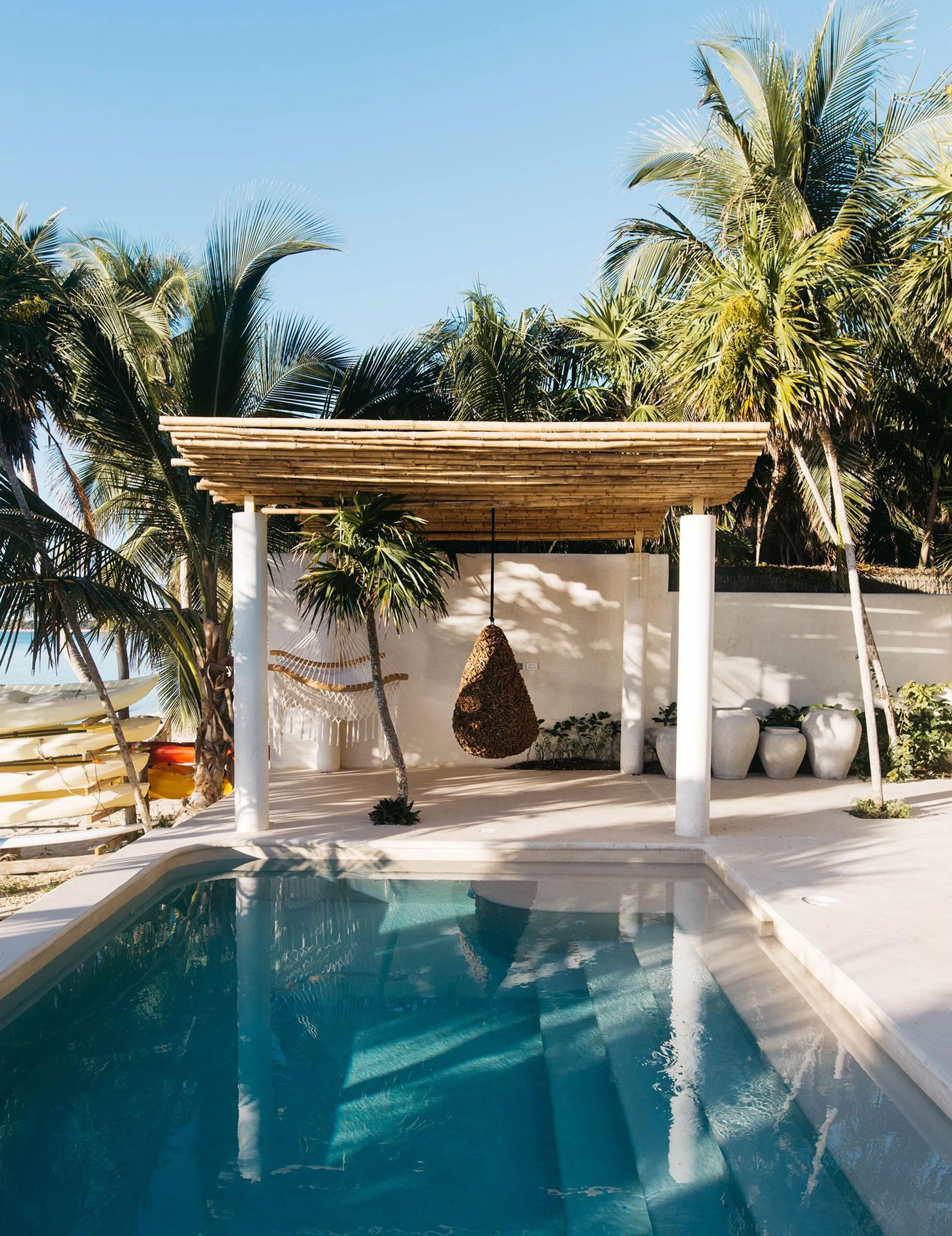 Soliman's Prestige Crystal Clear Oasis with Private Pool and Beachfront Access — photograph 3