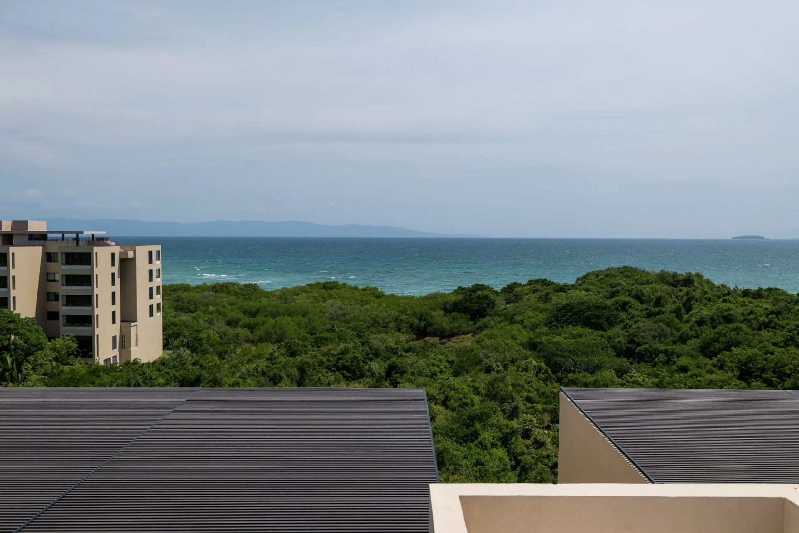 Majestic Oceanview Villa with Dual Infinity Pools & Panoramic Terrace — photograph 7