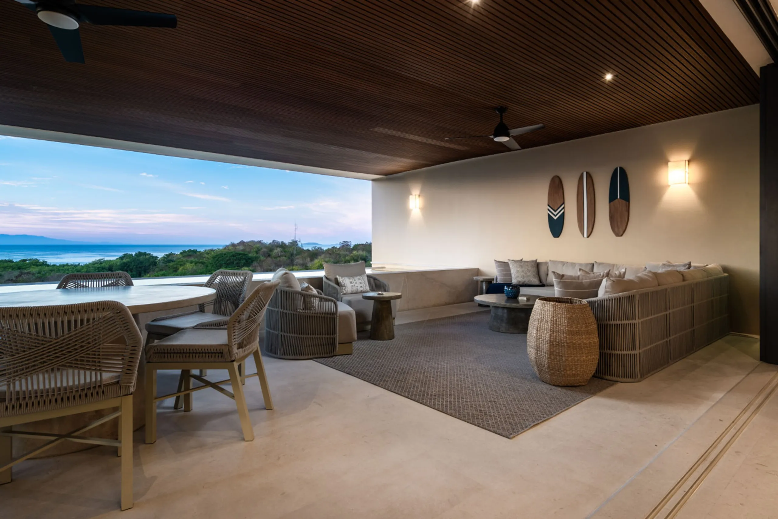 Chic Sophisticated Villa with Lake View and Inifity Pool, Punta Mita