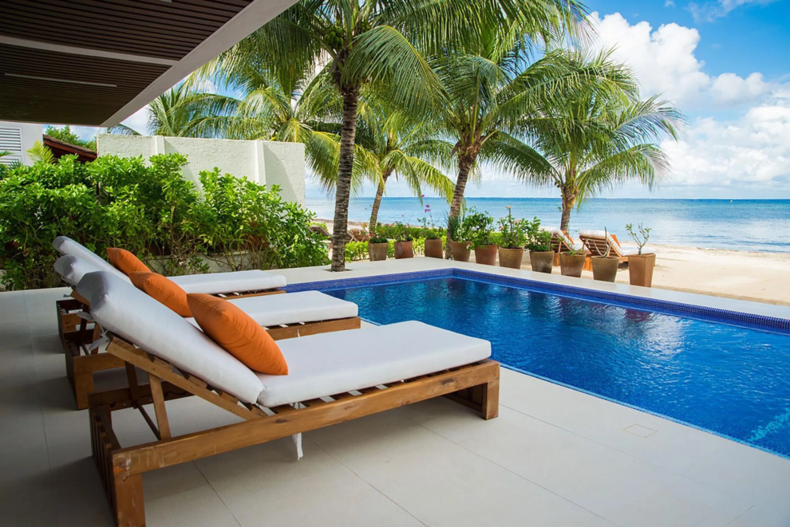 Discover Tranquility, Opulence, and Exquisite Luxury at Cozumel's Adjacent Homes — photograph 4