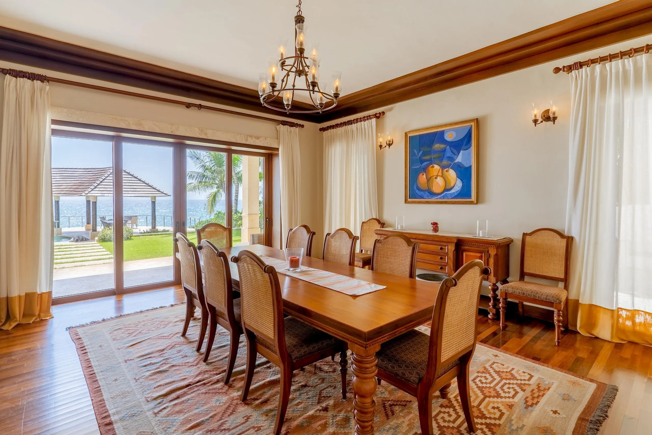 Pristine Oceanview Villa with Luxury Pool — photograph 11