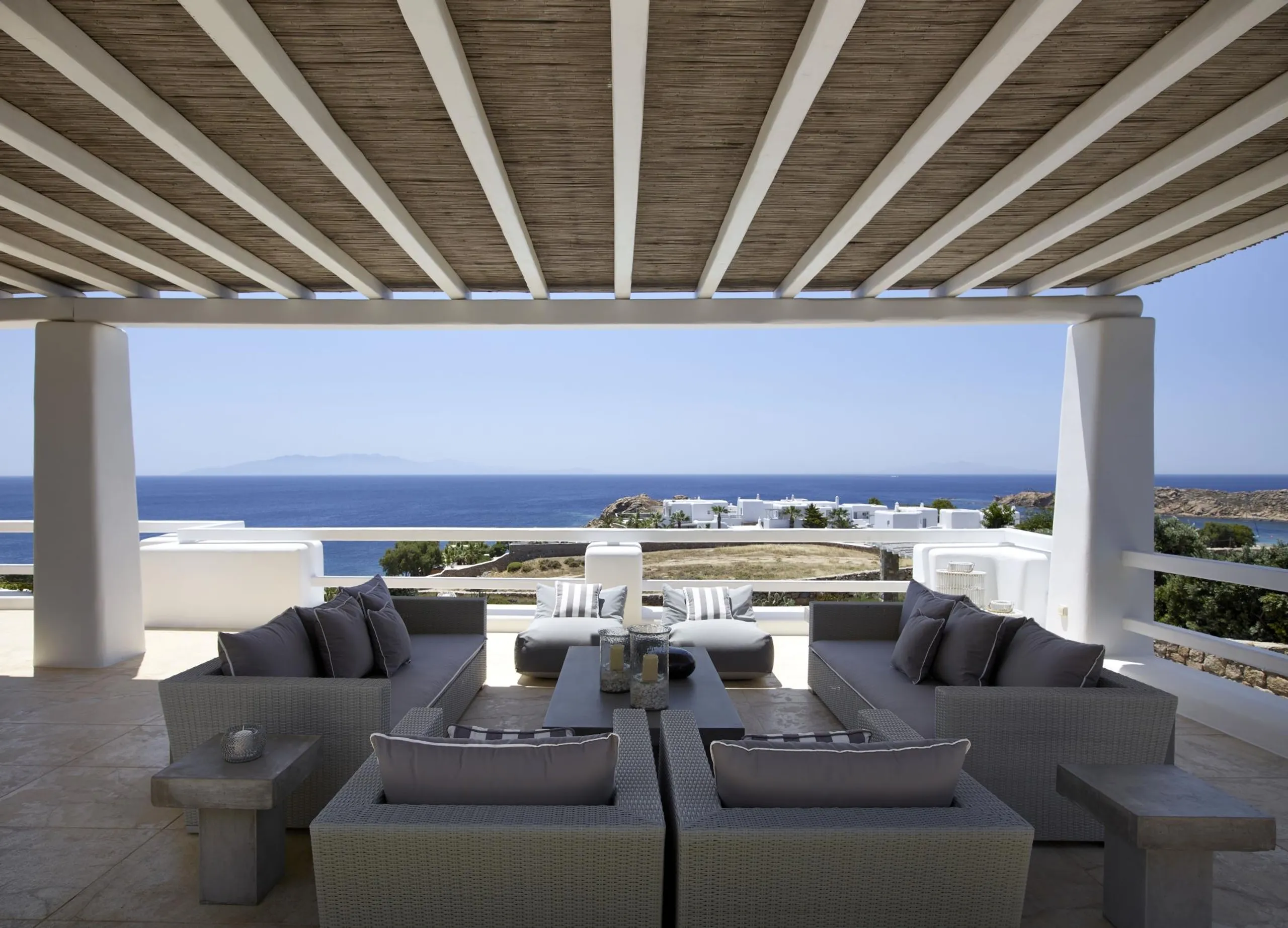 Glorious Oceanview Villa in Mykonos with Private Pool — photograph 10