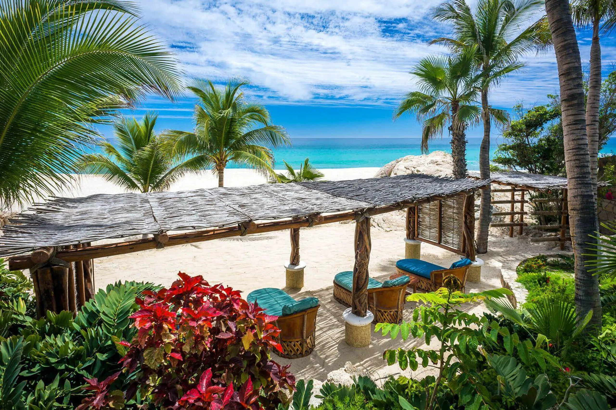Gorgeous Playa El TuleLuxury Beachfront Compound with Private Pool — photograph 4