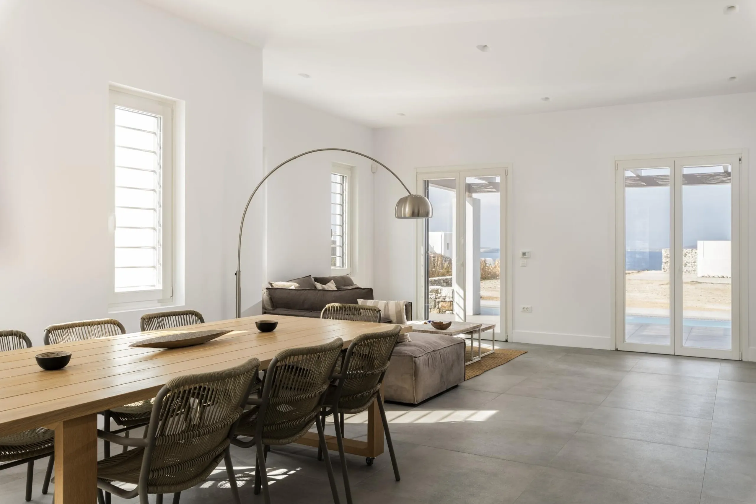 Grandiose Mykonos Estate with Private Pool and Ocean Views — photograph 9