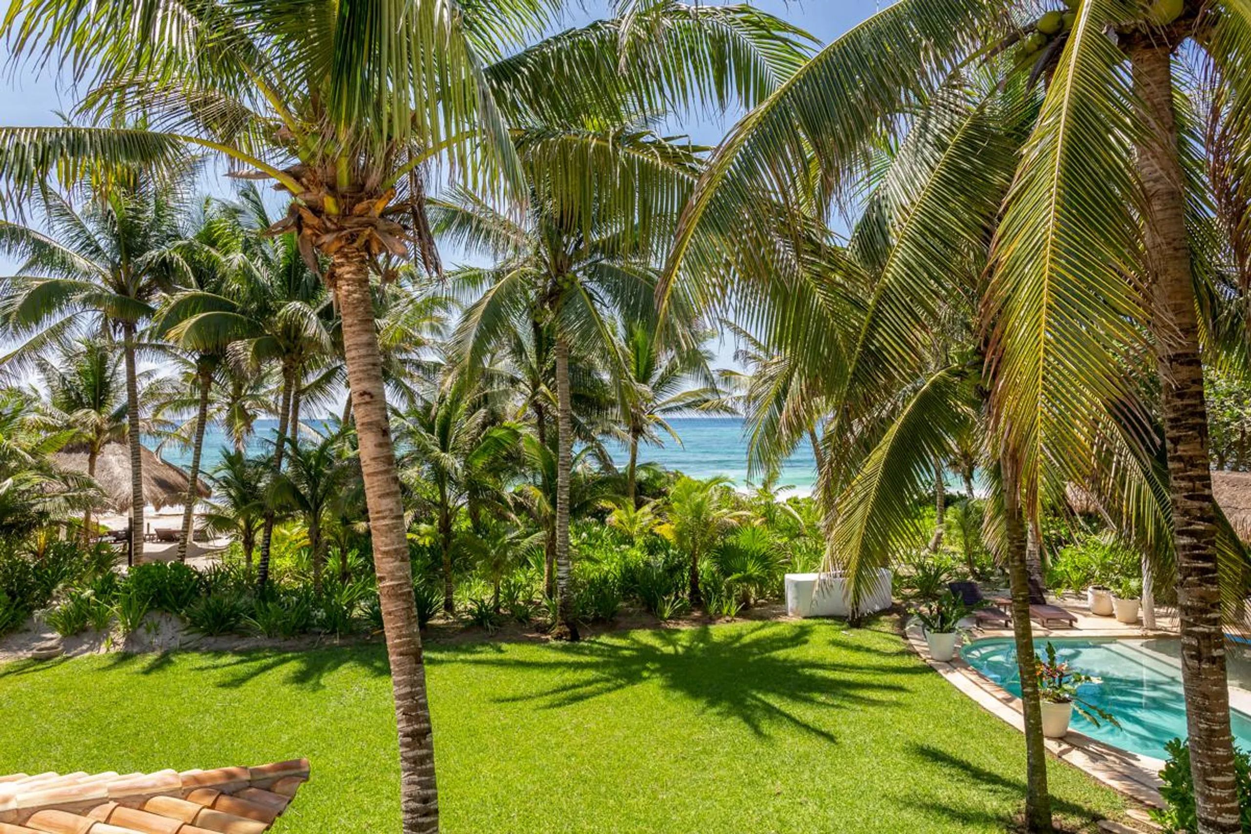 First Class Villa with Pool and  Panoramic Beach Views — photograph 9