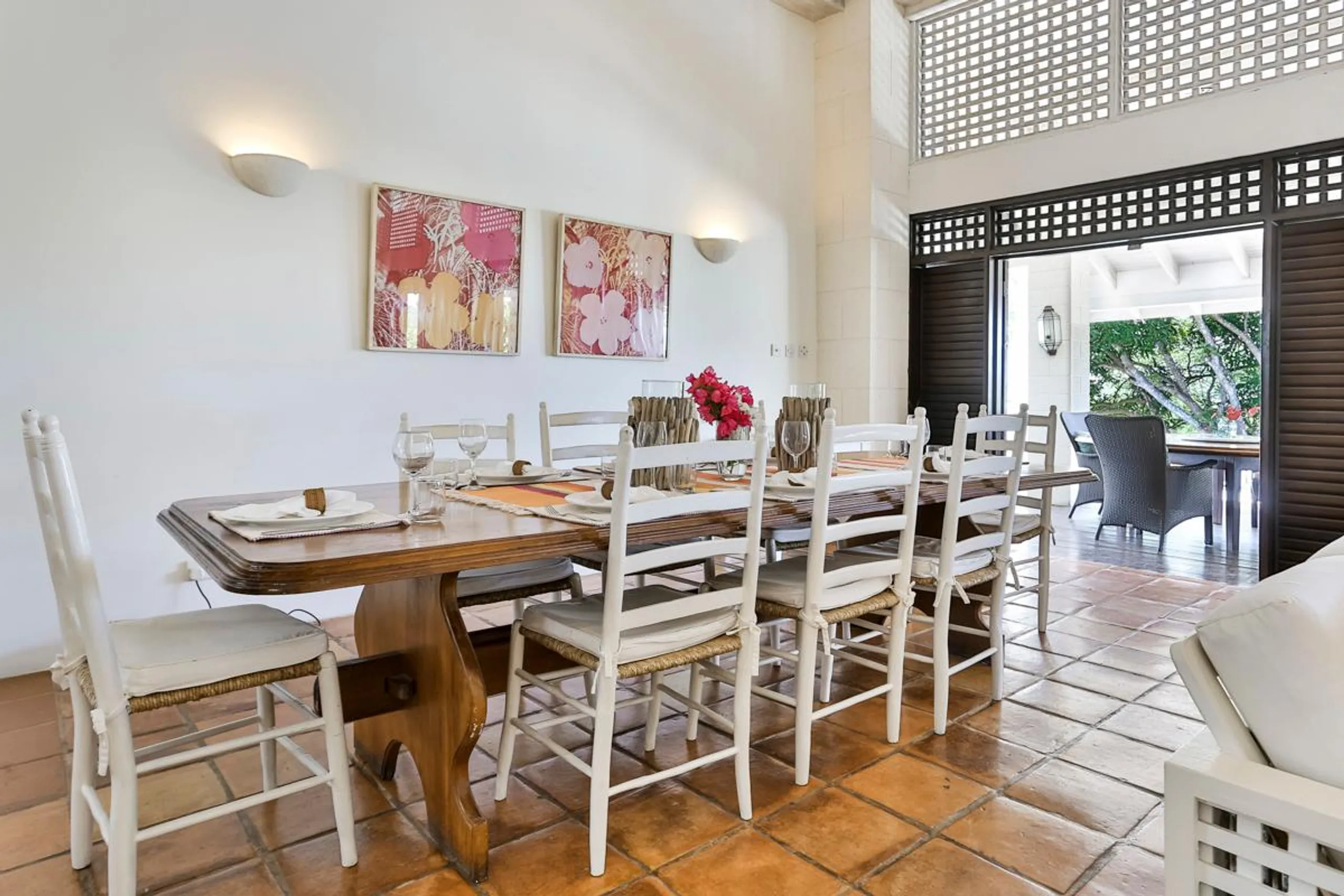 Ornate 7BR Villa with Pool and Views of the Atlantic and Caribbean Seas — photograph 7