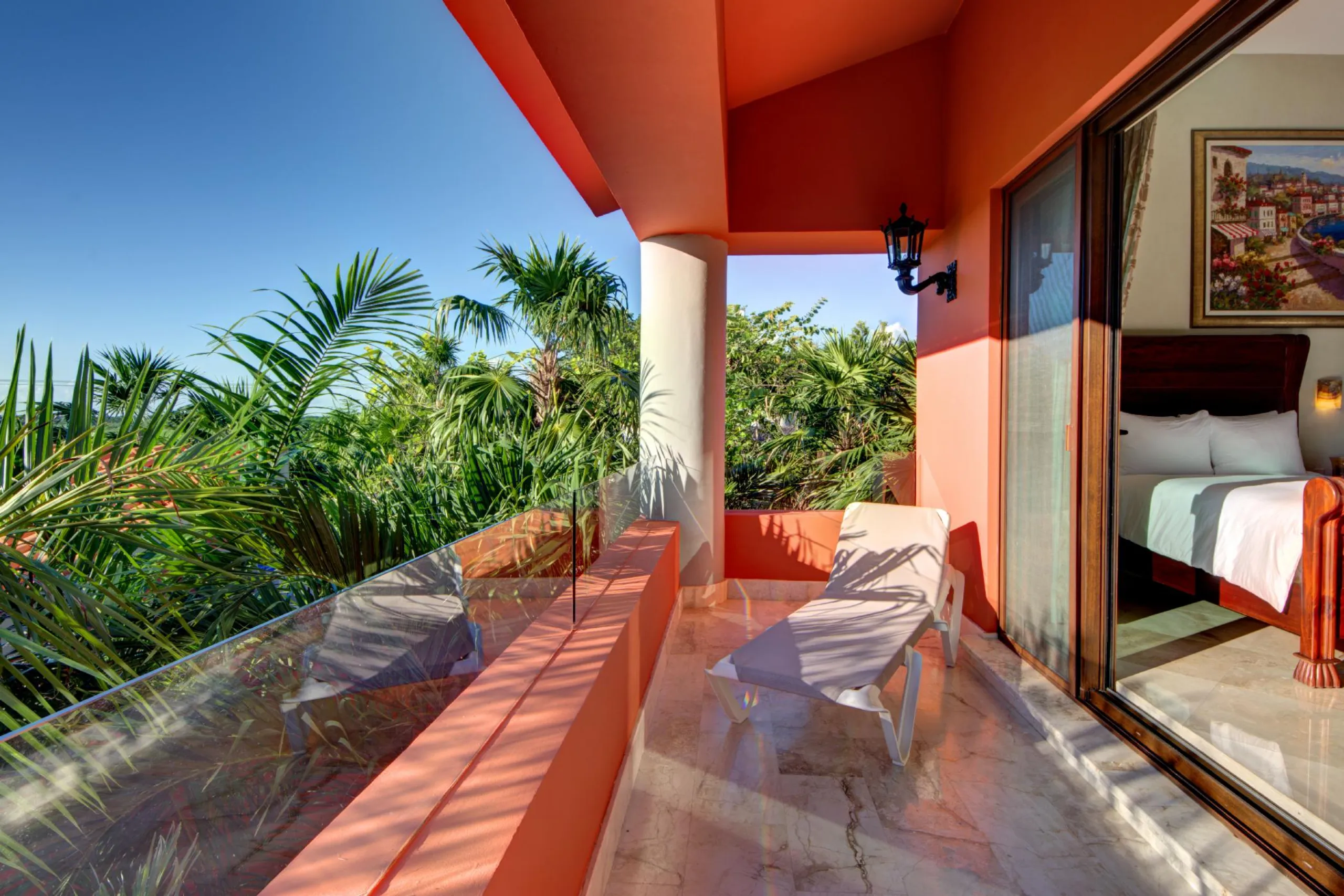 Luxurious Soliman Bay 12 BDR Beachfront Estate with Private Pool — photograph 6