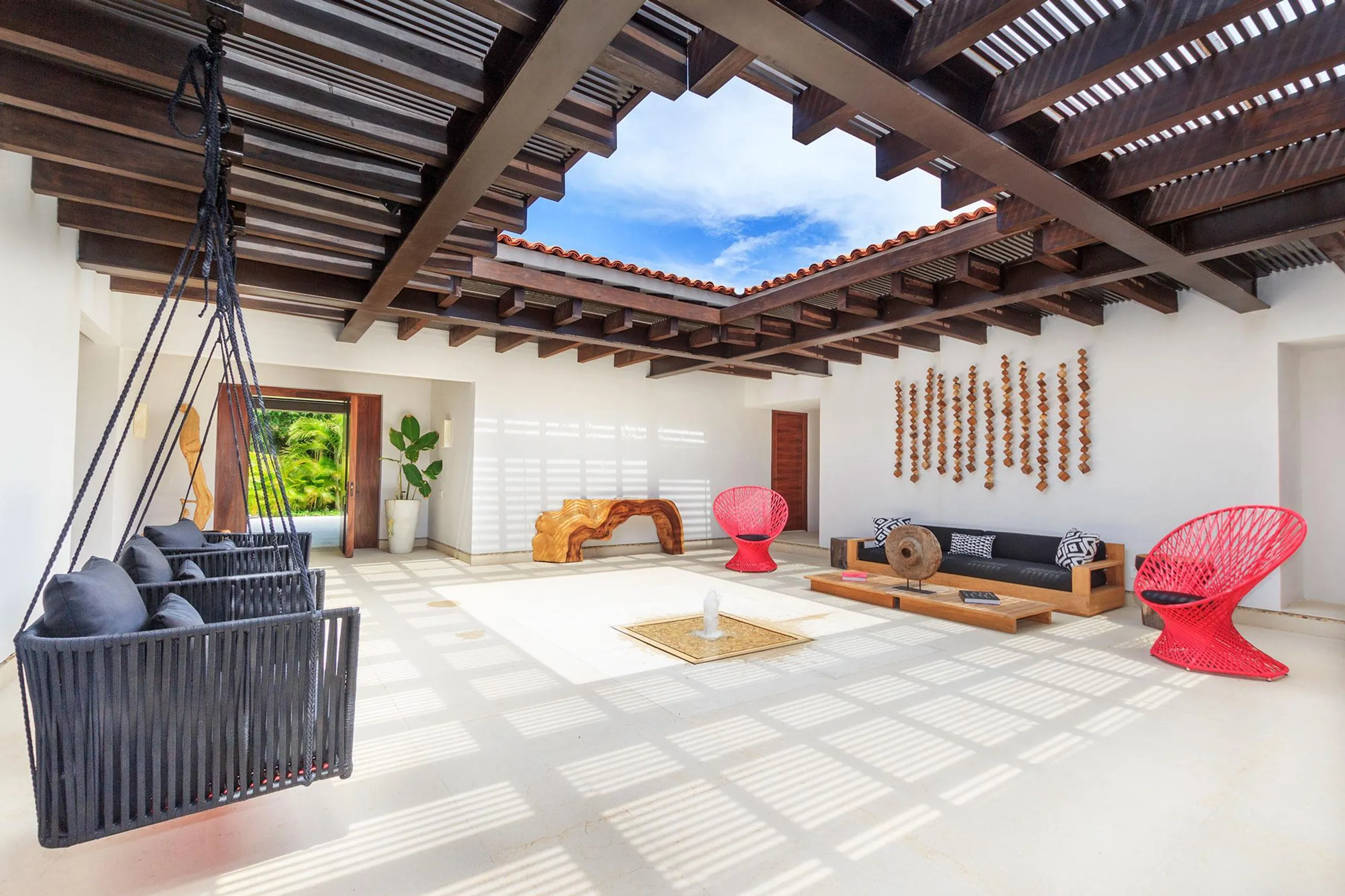 Porta Fortuna Luxury Villa with Private Infinity Pool and Amazing Views — photograph 7