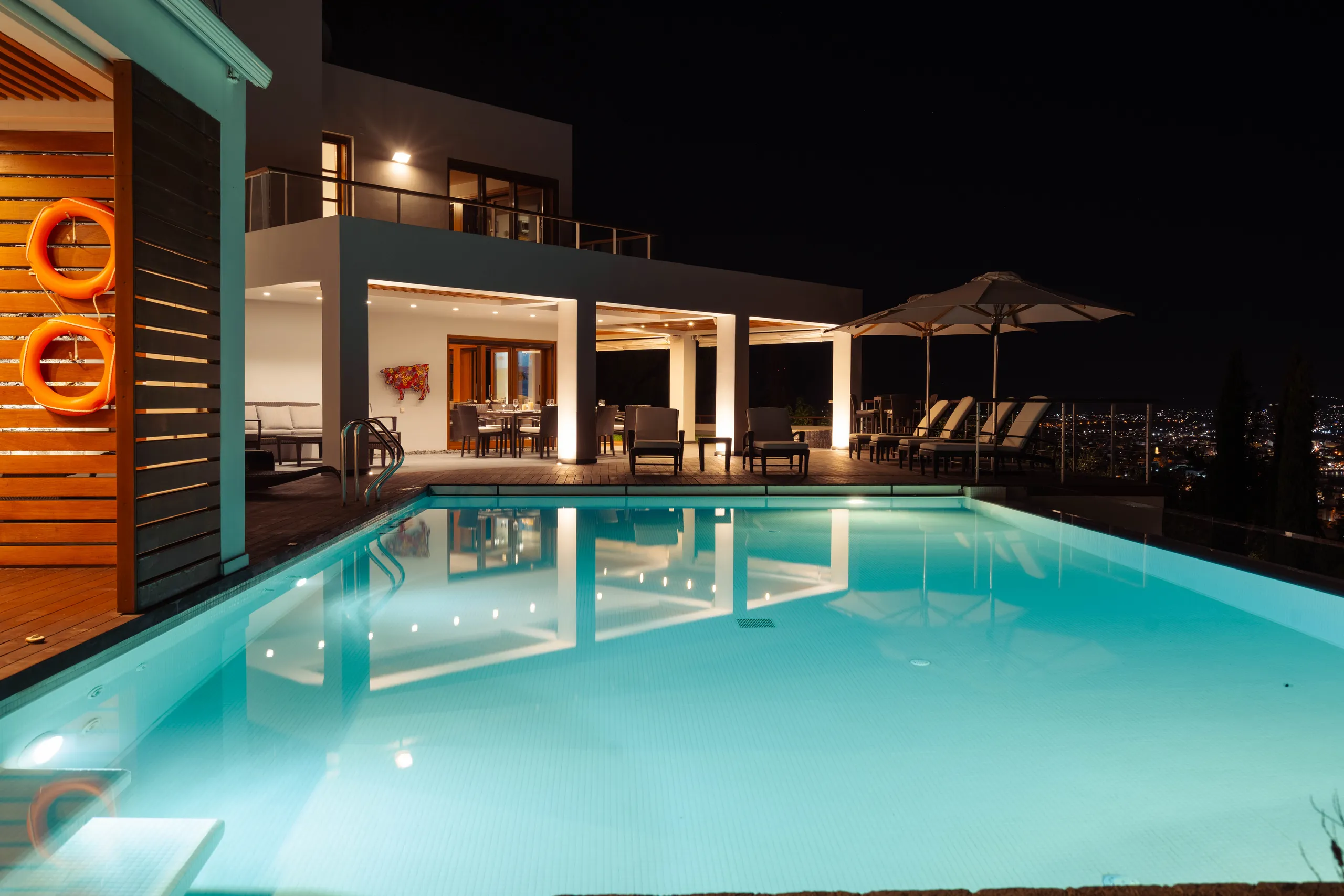 Grandiose Modern Villa with Pool and Stunning Views of Aegean Sea — photograph 9