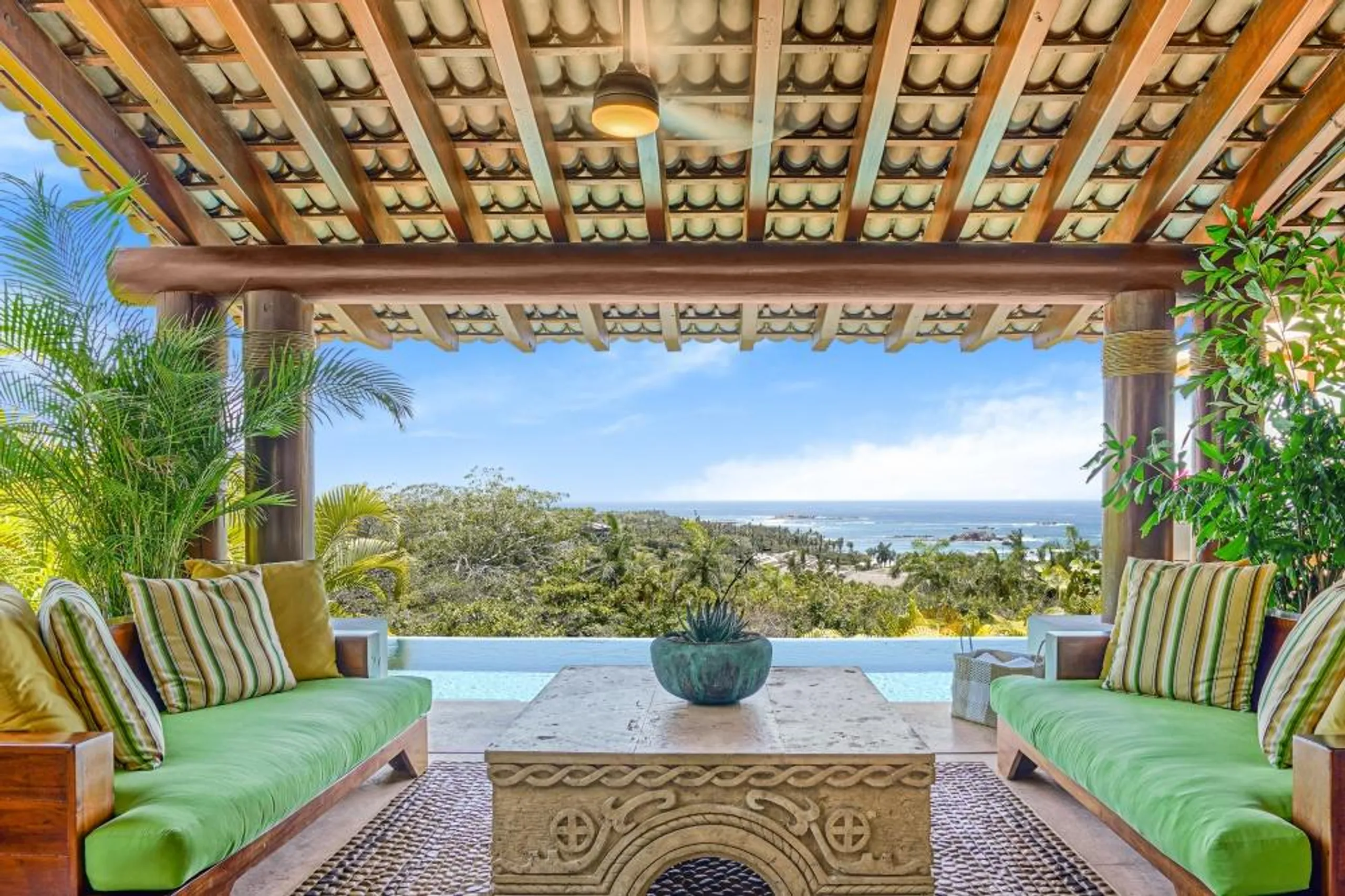 Opulence Unveiled with Mountain Vistas and Panoramic Ocean View Retreat — photograph 3