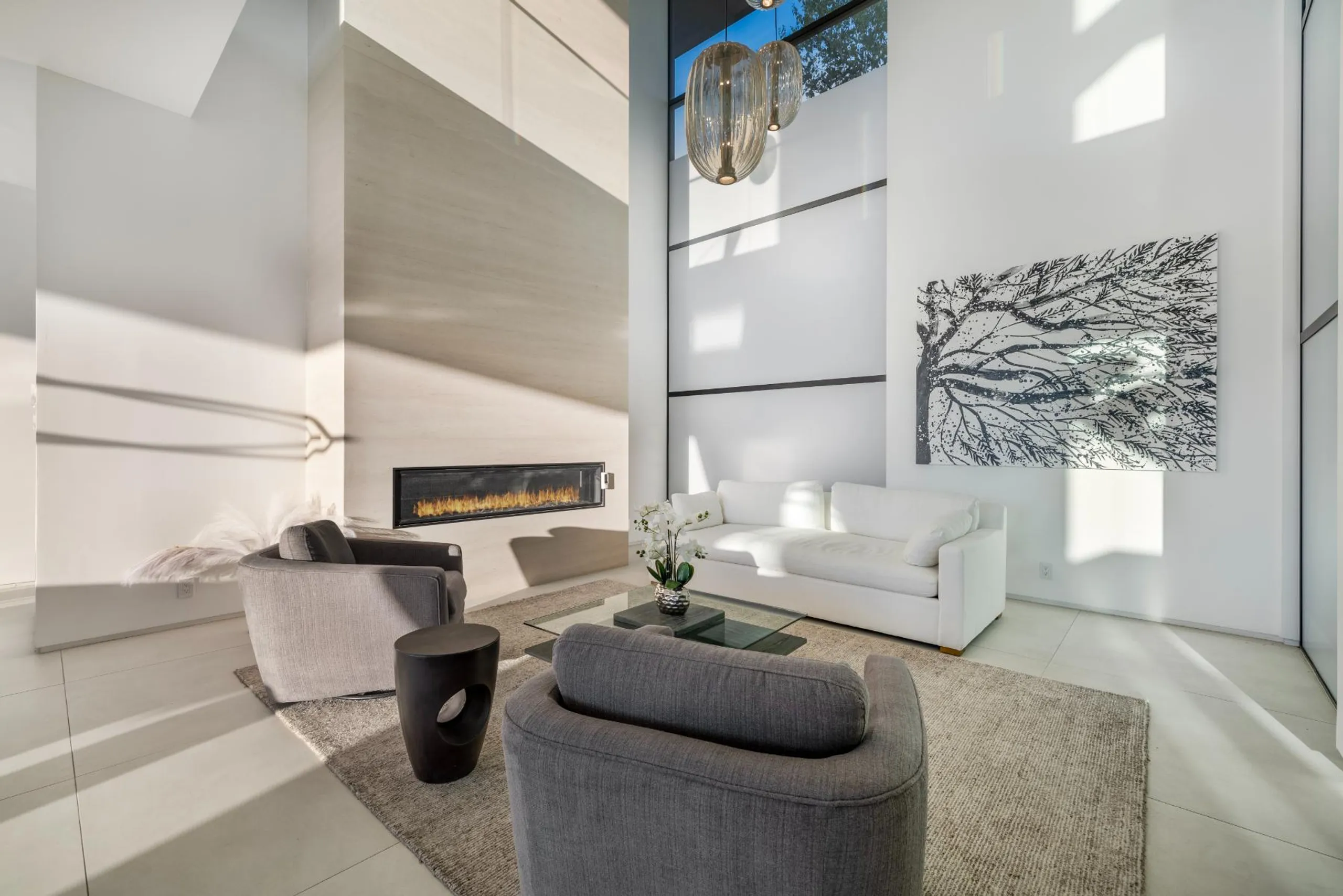Grand Bel AIr Luxury Modern Estate with Infinity Pool and Panoramic Views — photograph 12