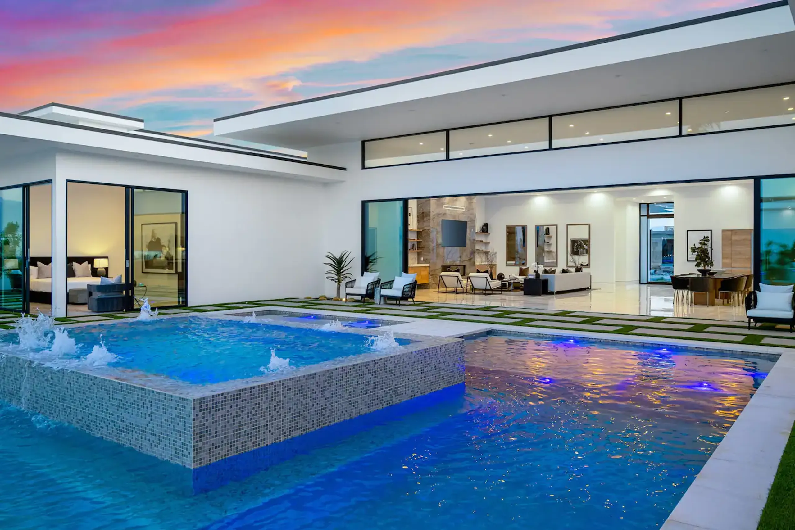 Sophisticated Resort-Style Villa Near Madison Club with Private Pool and High-End Finishes — photograph 4