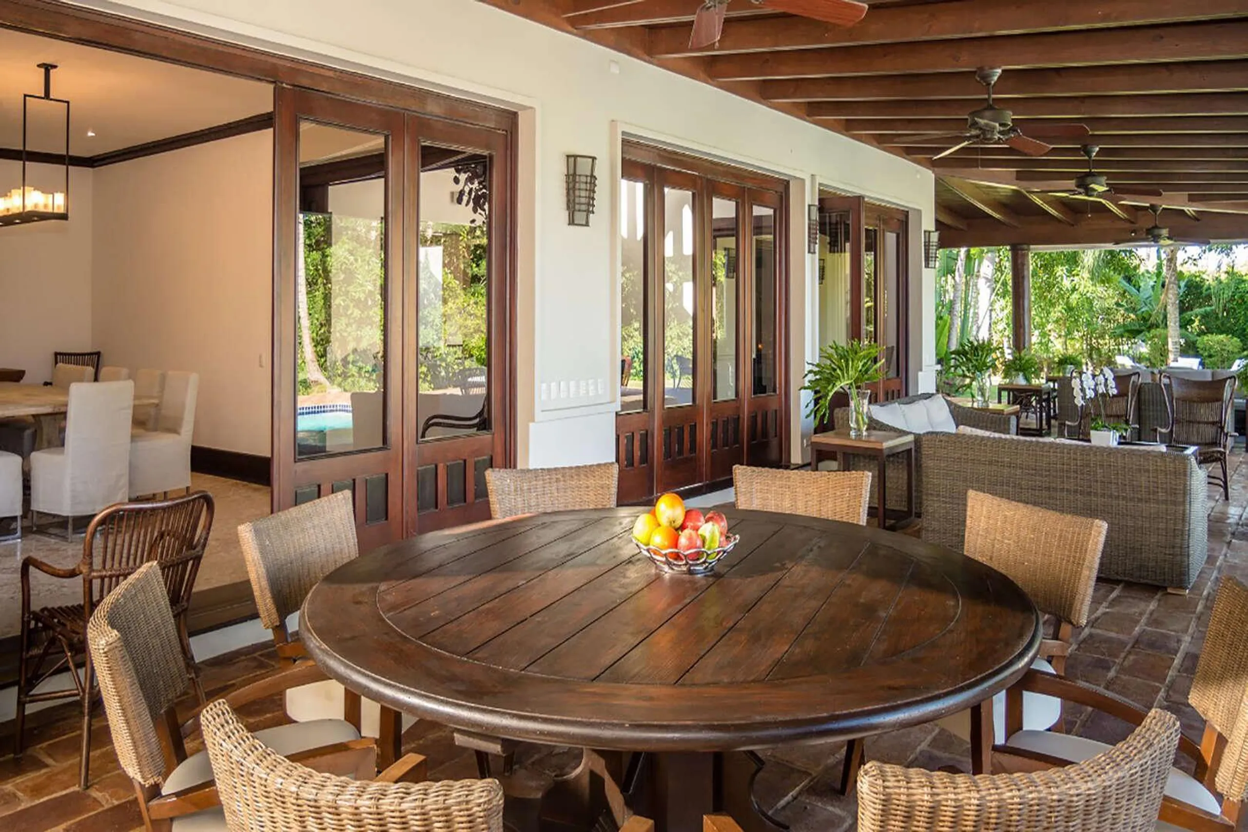 Casa de Campo's Abundant Villa with Sophisticated Comfort — photograph 7