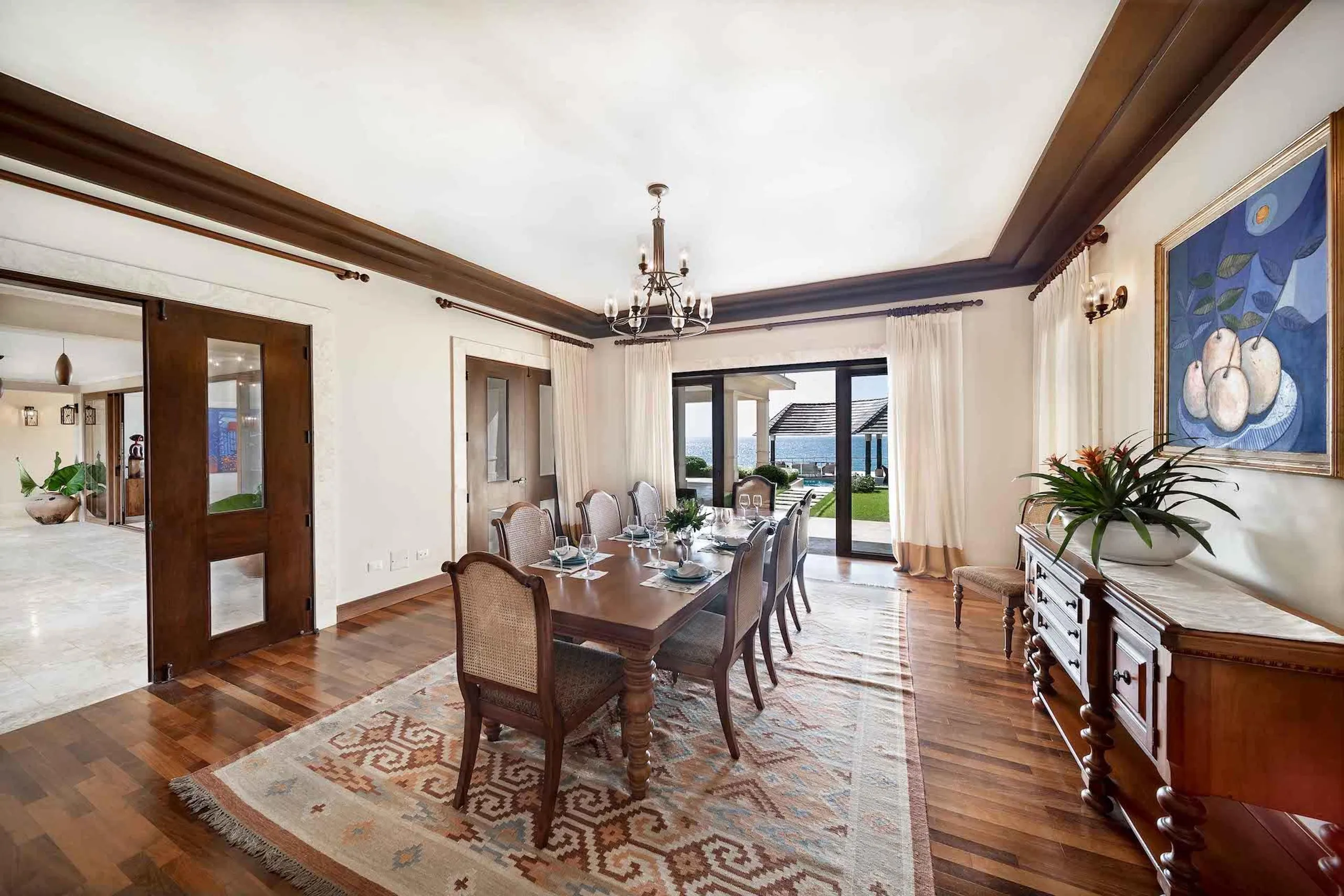Breathtaking Oceanfront Villa with Swimming Pool and Gazebo — photograph 8