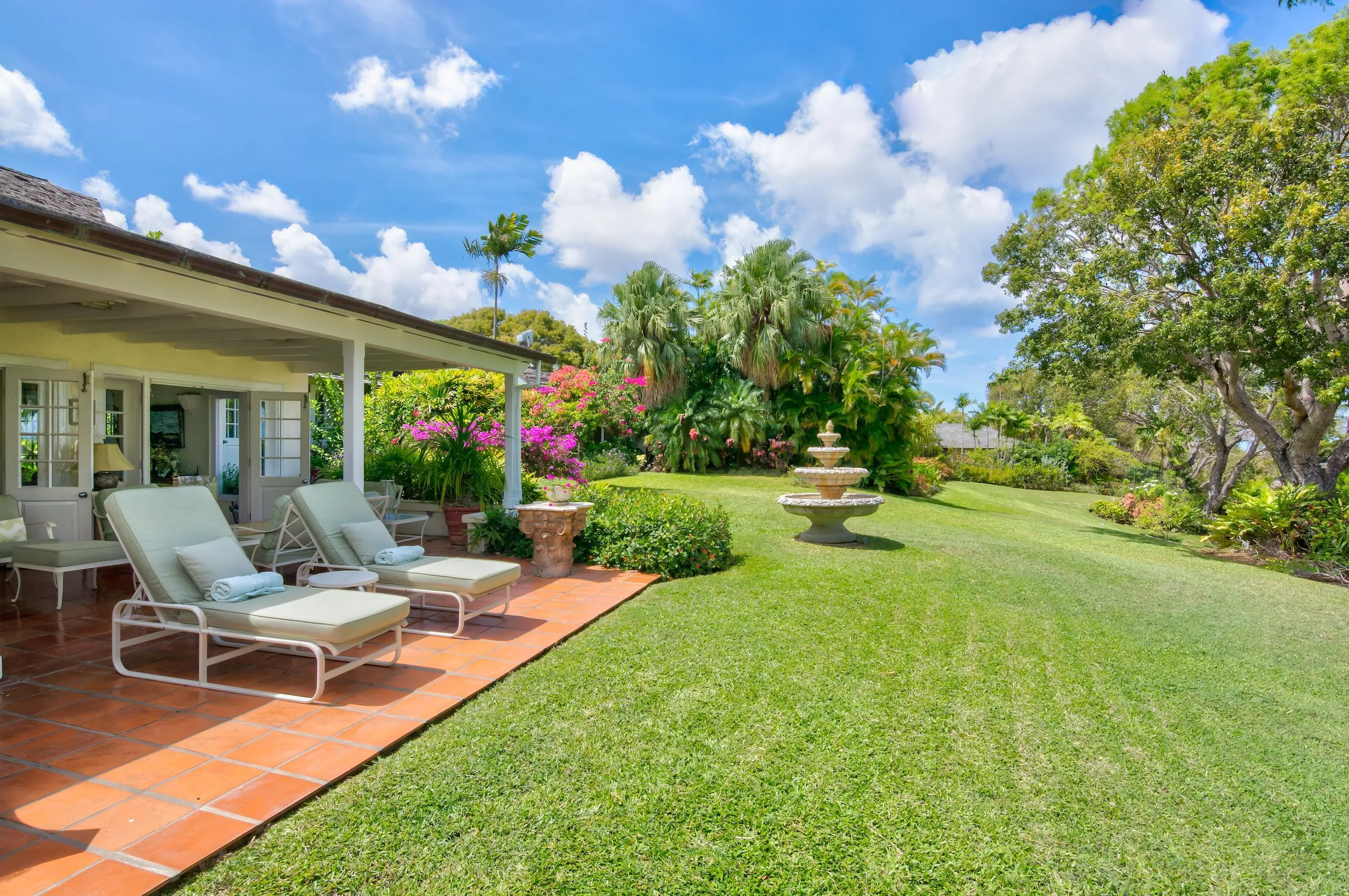 Sandy Lane's Lush and Tropic Villa with Access to a World Class Beach Club and more — photograph 12