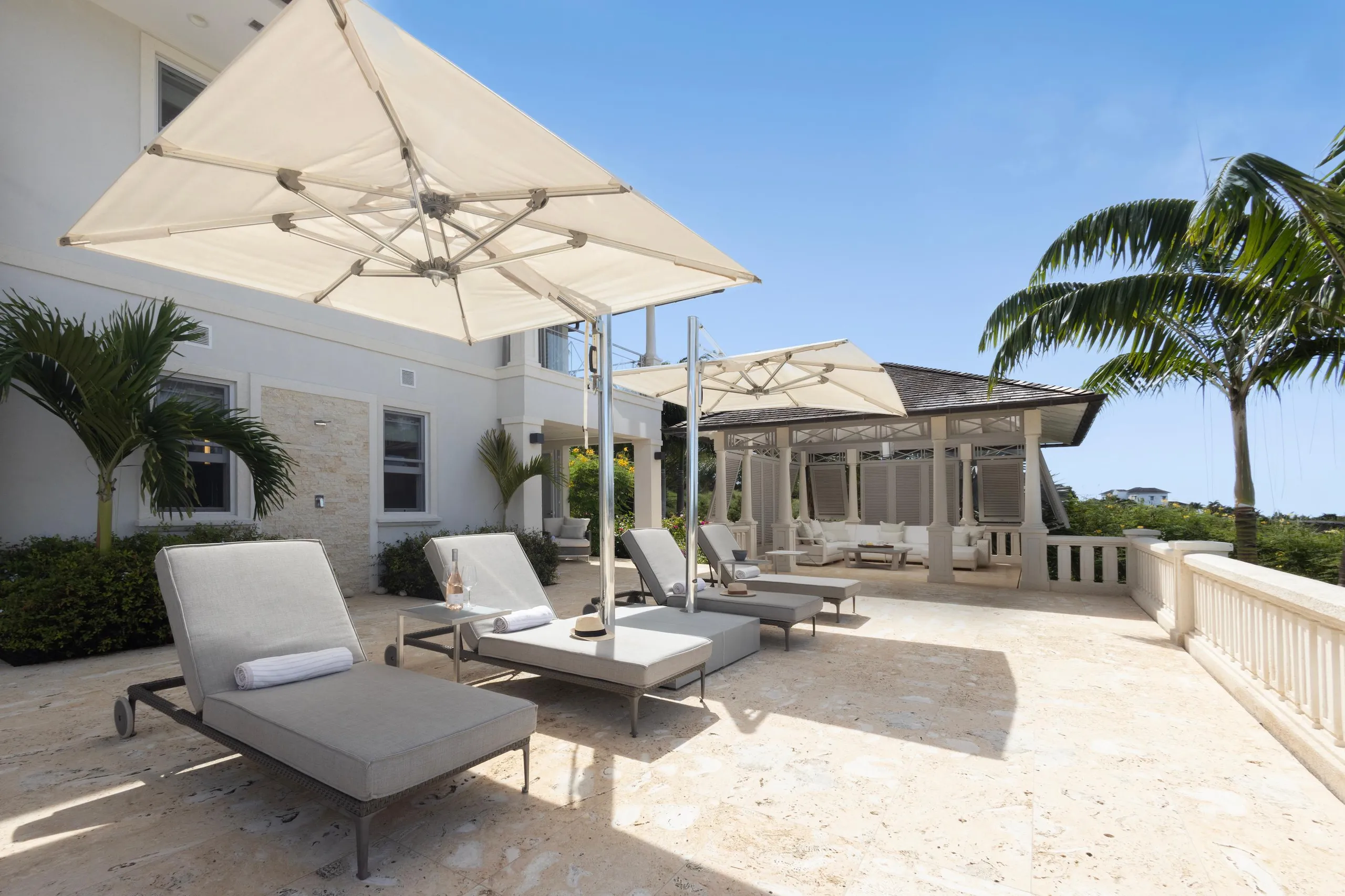 Apes Hill Club's Luxe Haven Villa with Golf Course Access — photograph 3