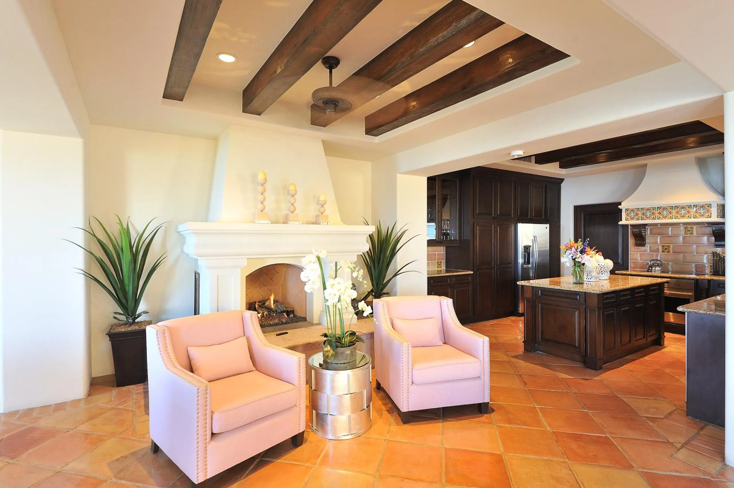 Penthouse with Sensational Sea of Cortez Views and Multiple Terraces — photograph 9