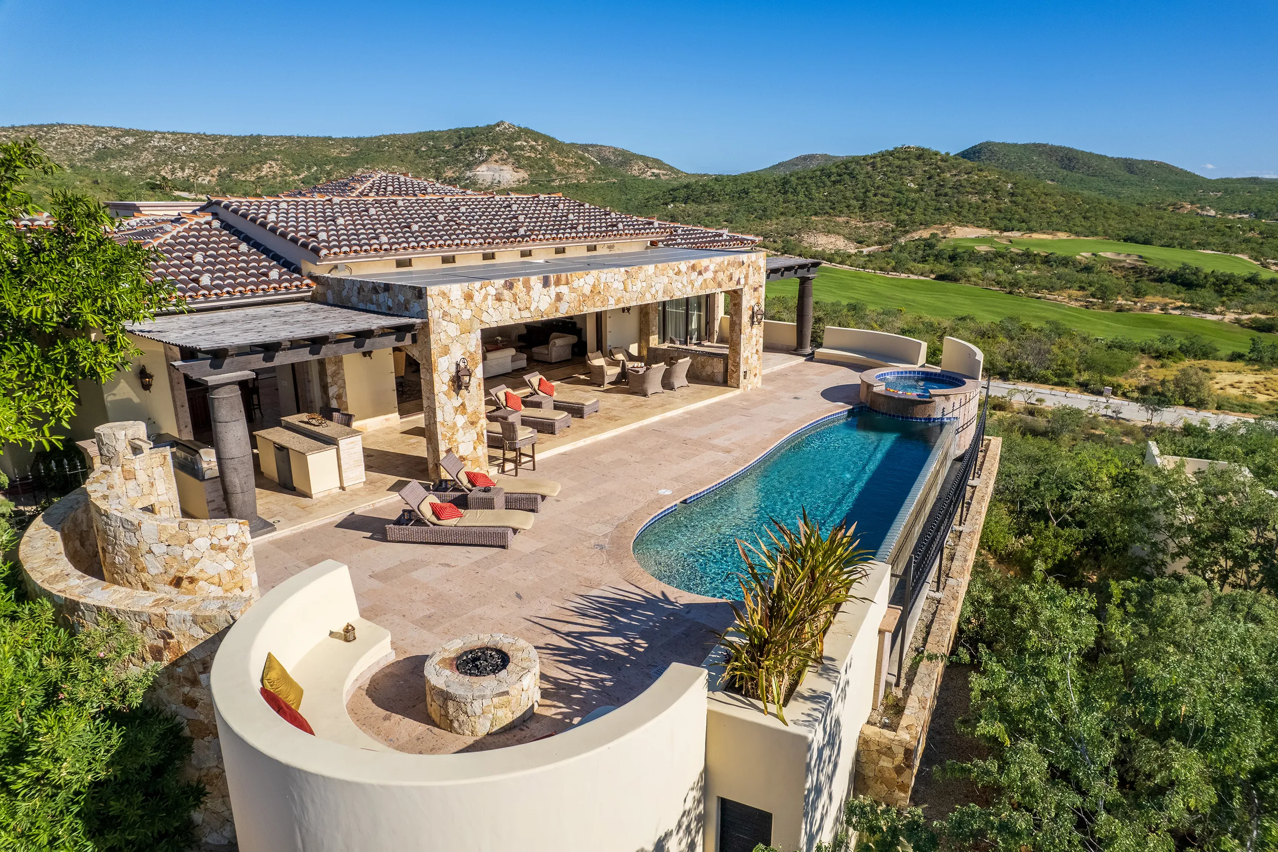 Breathtaking Puerto Los Cabos Hillside Villa with Infinity Pool and Ocean Views, San Jose Del Cabo