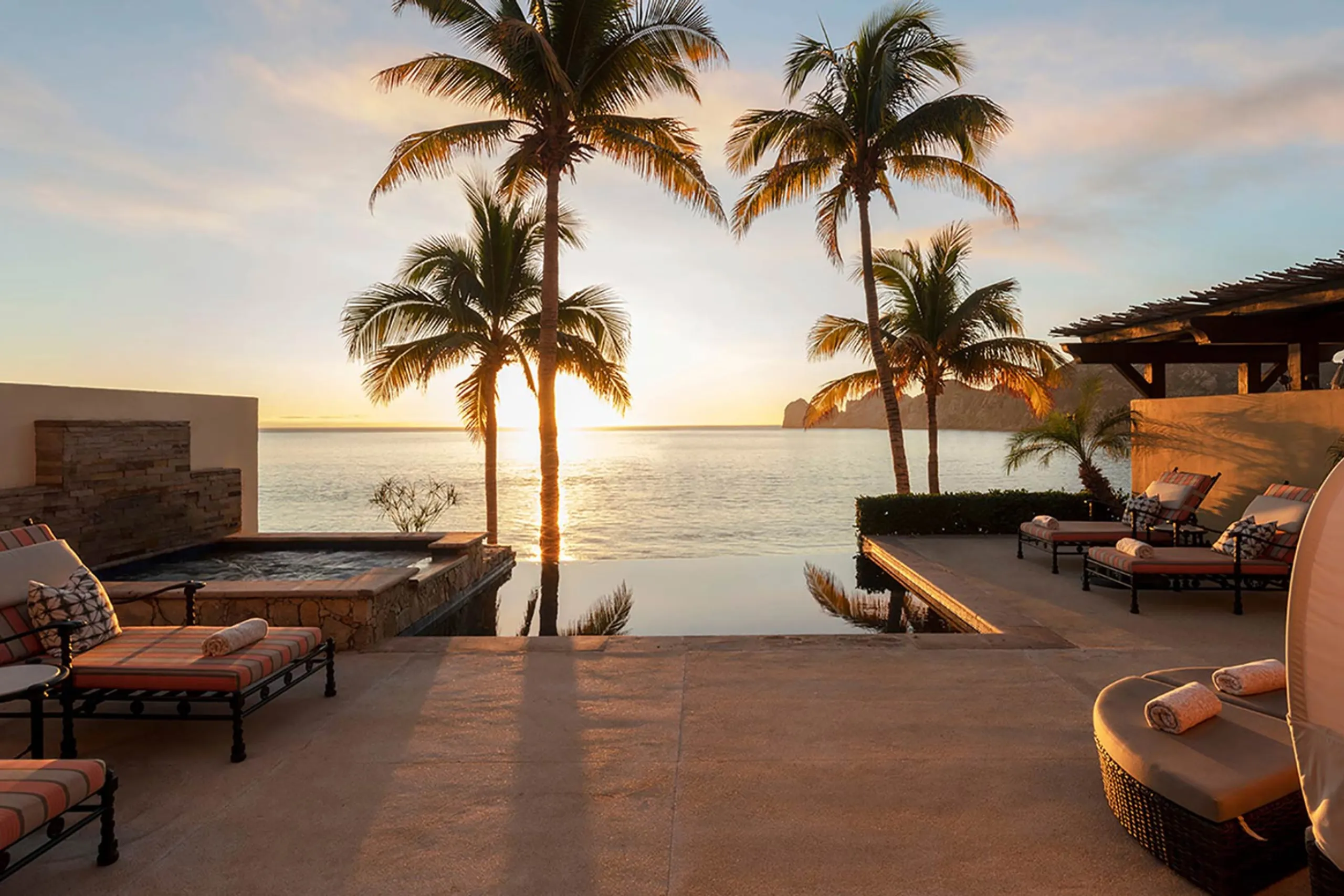 Hacienda Villa with Panoramic Ocean View and Resort Pool — photograph 5