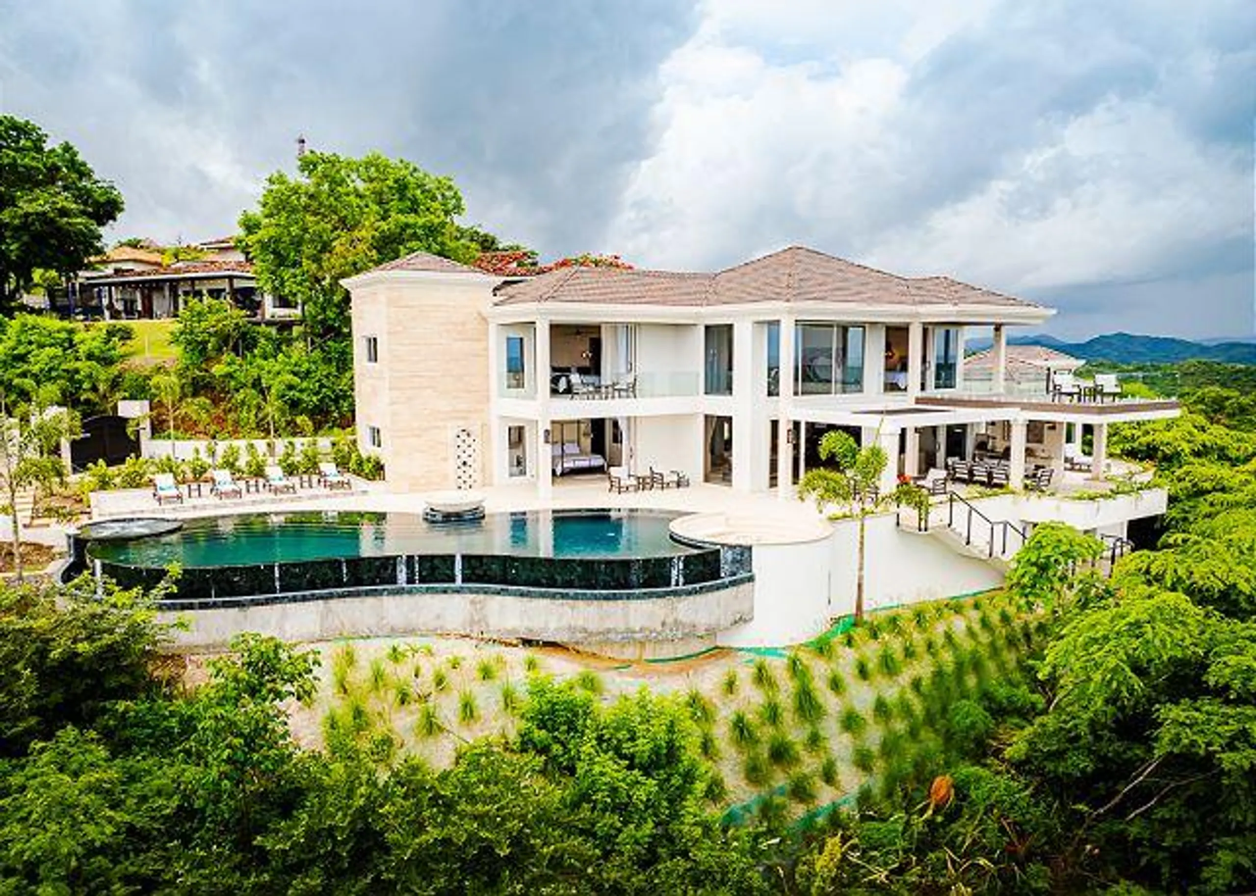 Stunning Luxury Resort-Style Villa with Private Pool, Firepit Area and Ocean Views, Tamarindo