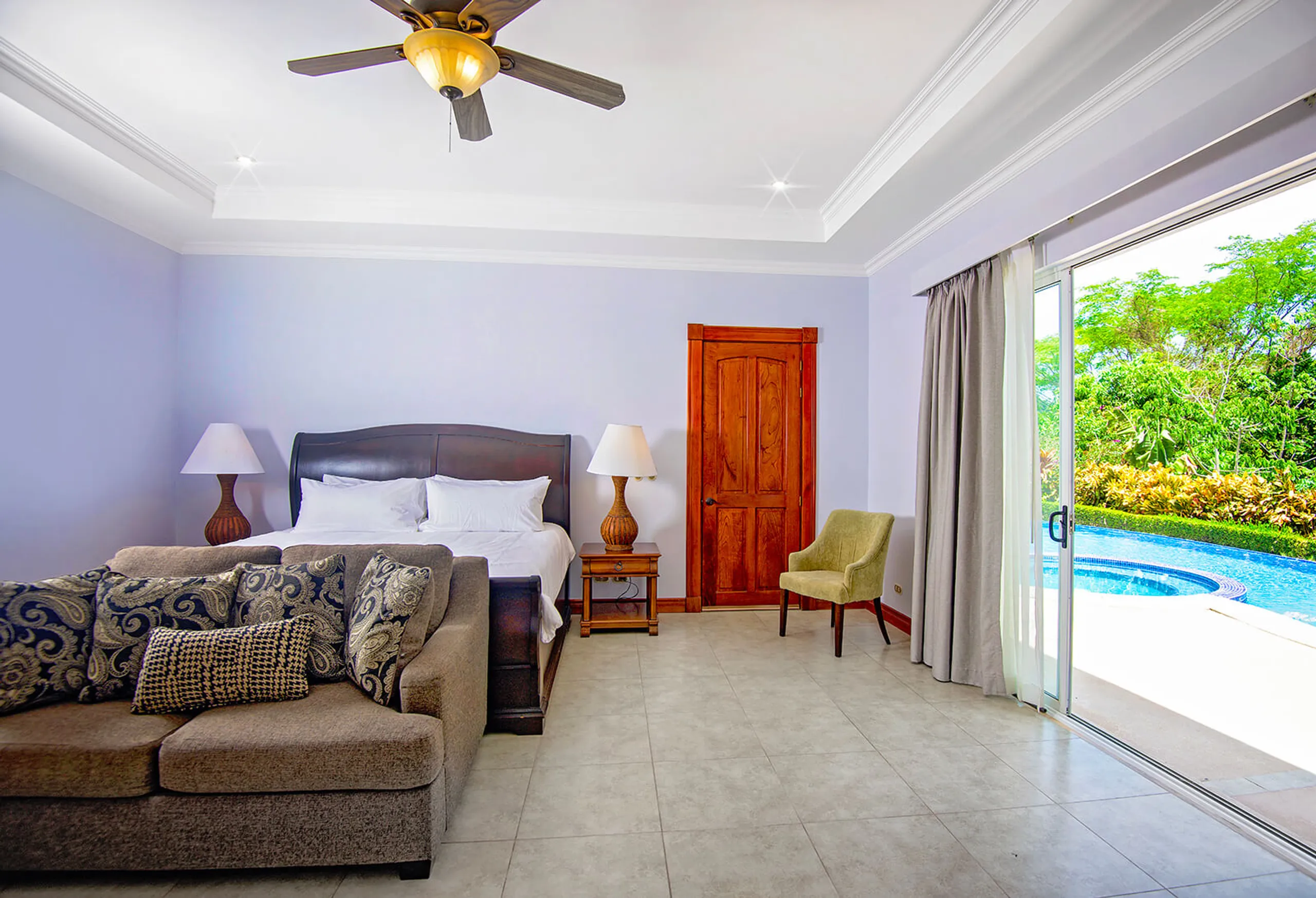 Spacious Los Sueños Resort Villa with Private Infinity Pool, Jacuzzi , & Forest Views — photograph 12
