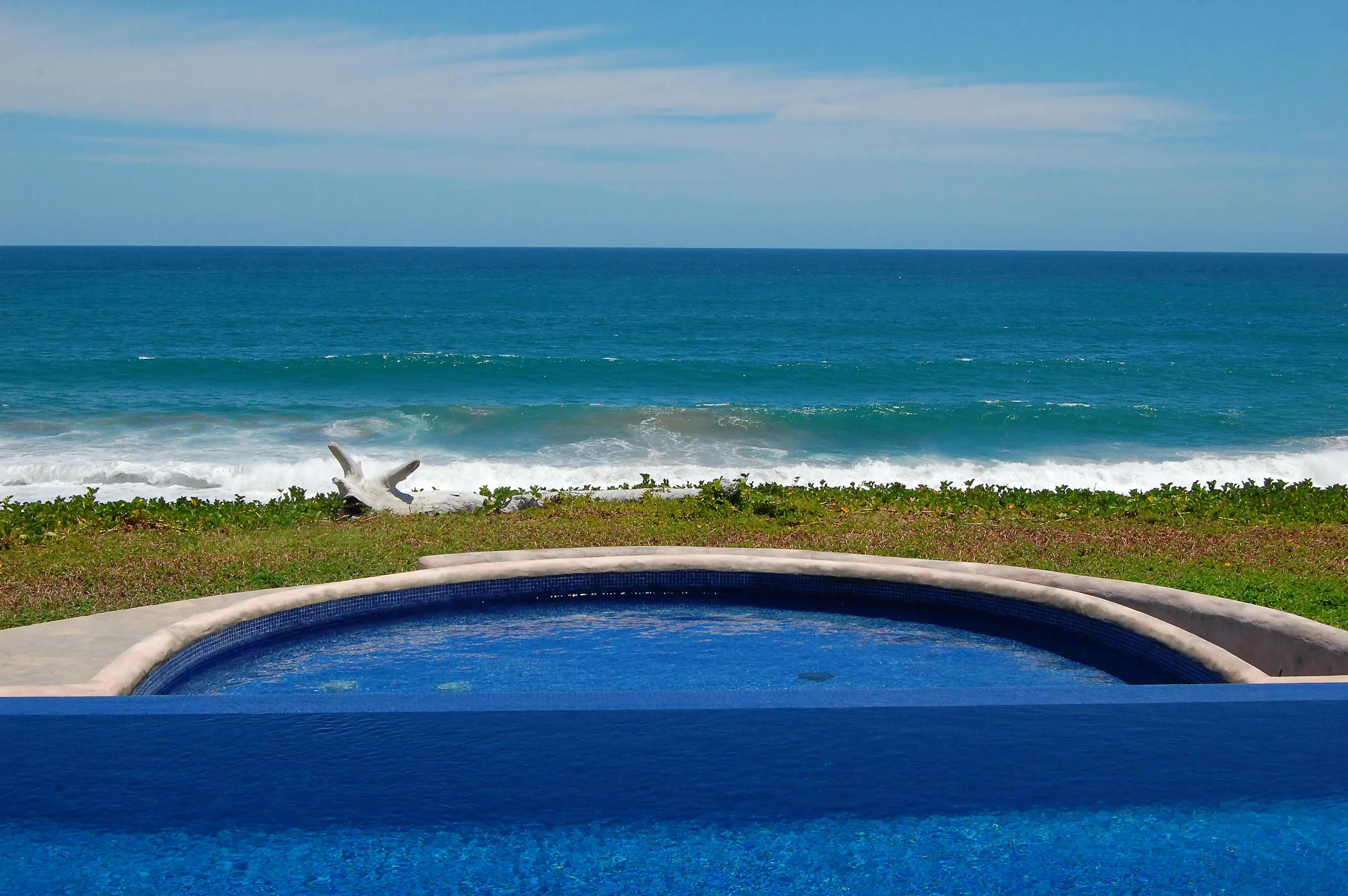Elegant Puerto Los Cabos Villa with Waterfall Pool and Oceanfront Views — photograph 5