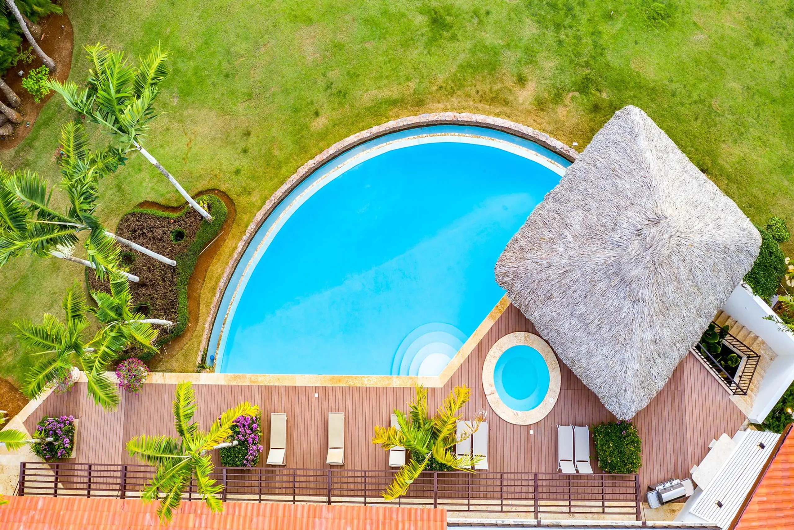 Marvelous 6BR Retreat with Casa de Campo Marina and La Romana Country Club Nearby — photograph 4