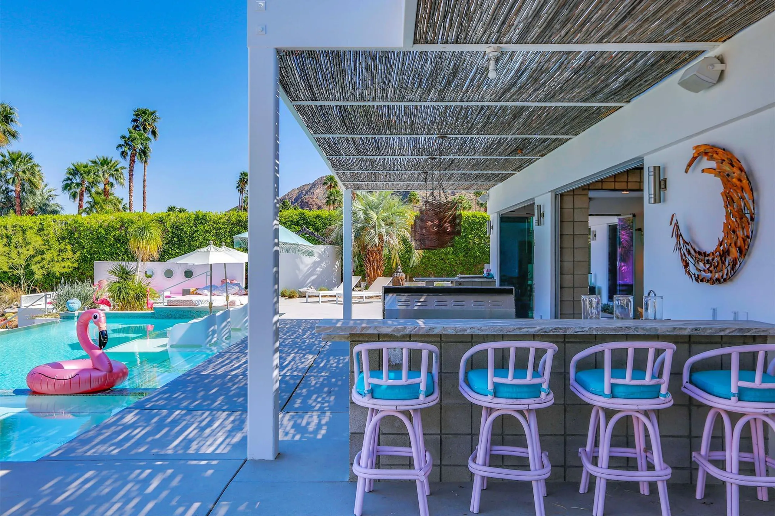 Swanky Poolside Paradise with Bocce Ball and Firepit — photograph 6