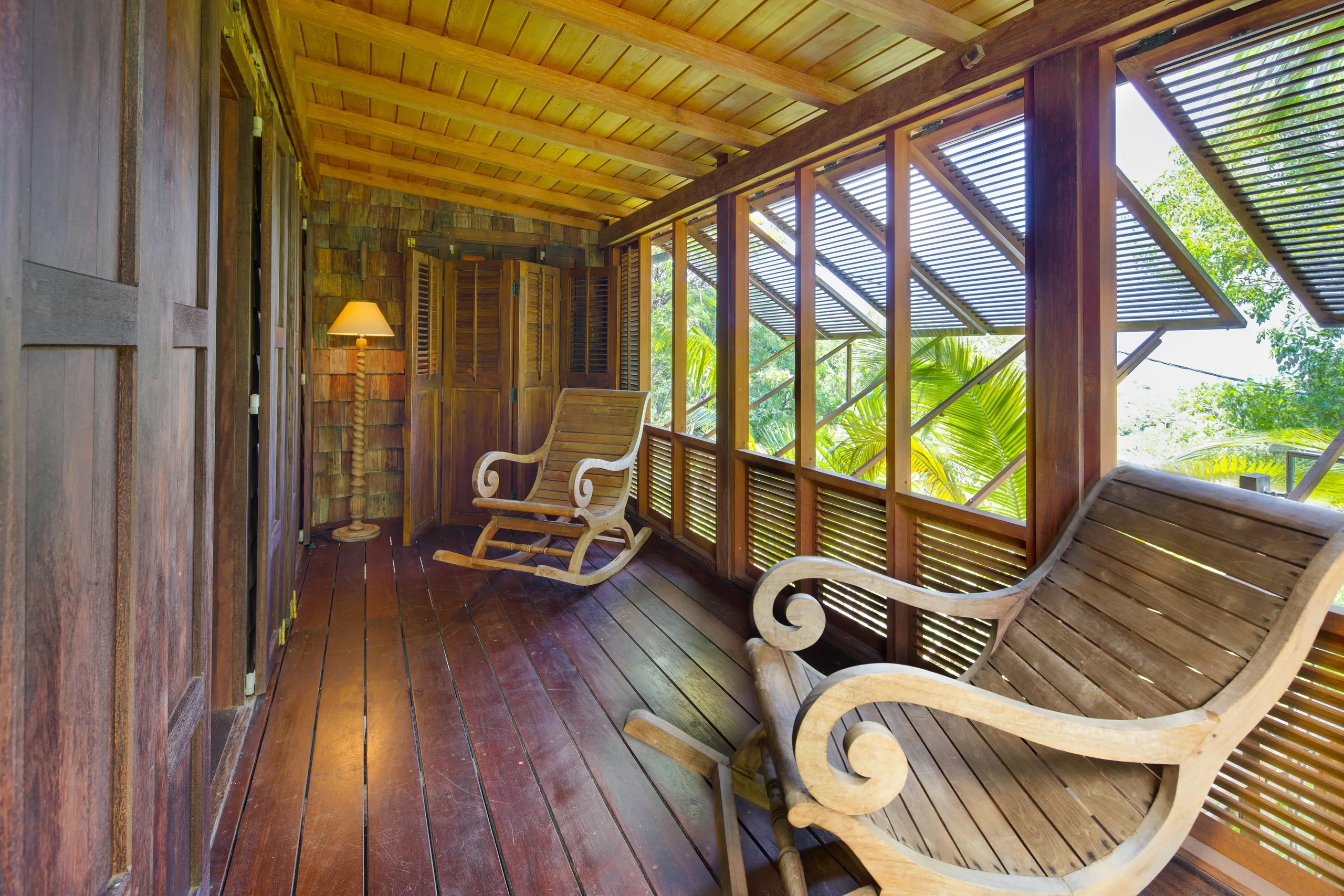 Beautiful Paradise Estate with Private Pool and Chef's Kitchen — photograph 9