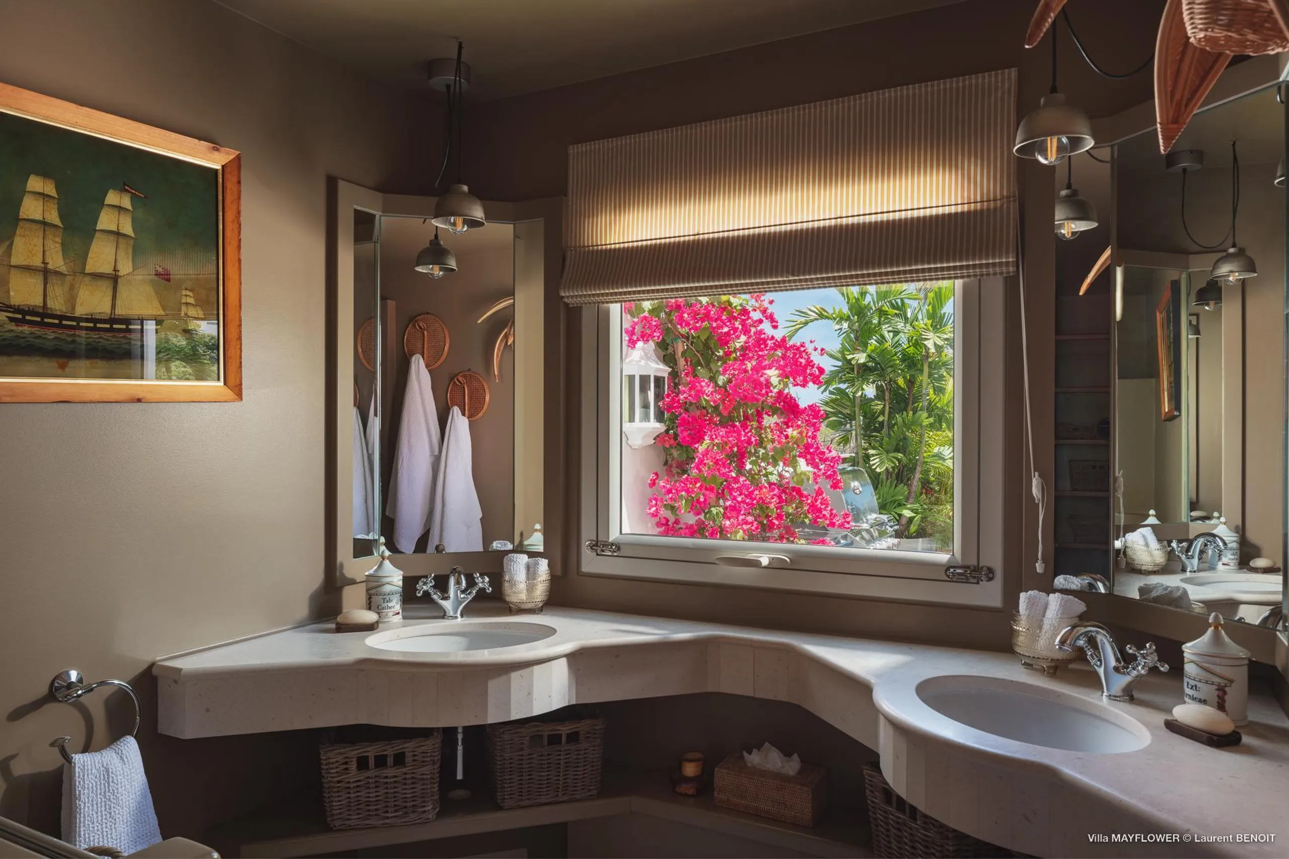 Classic Tropical Style Villa with Private Pool by the Sea — photograph 11