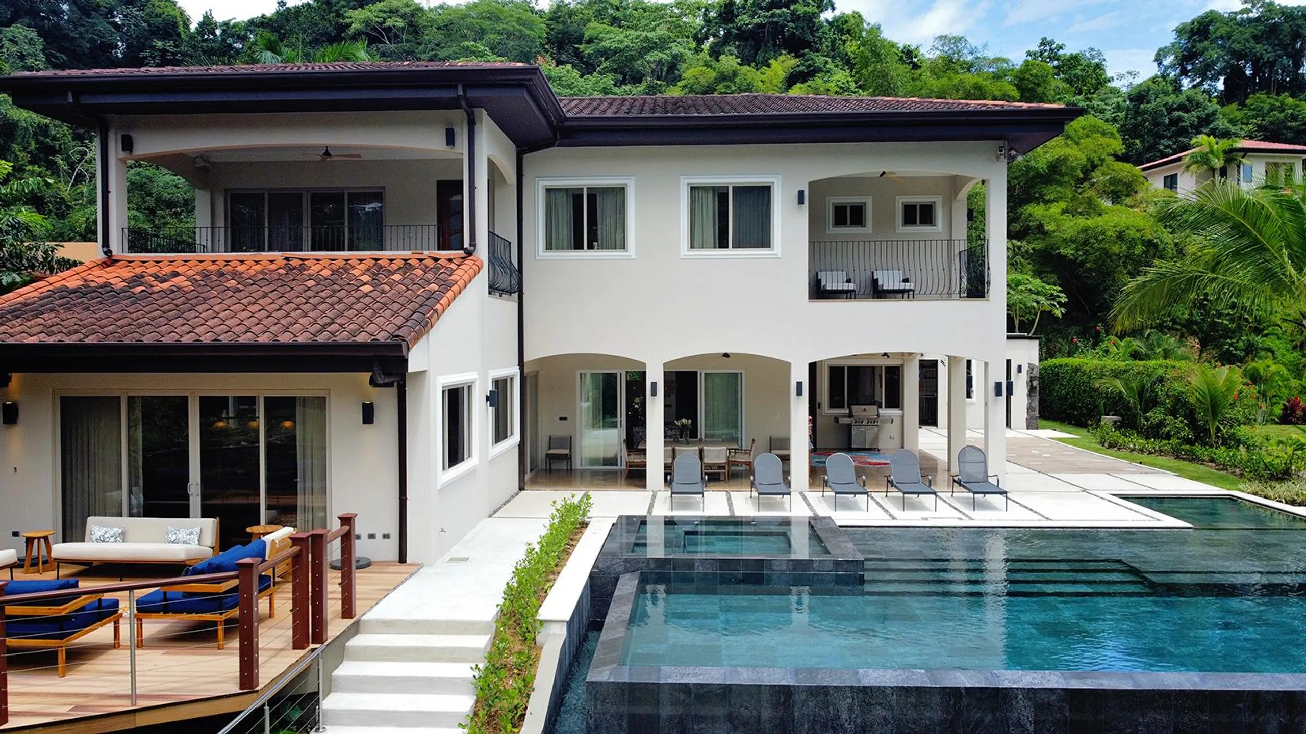 Stunning Costa Rica Villa with Private Infinity Pool, Jacuzzi, and Ocean Views, Jaco