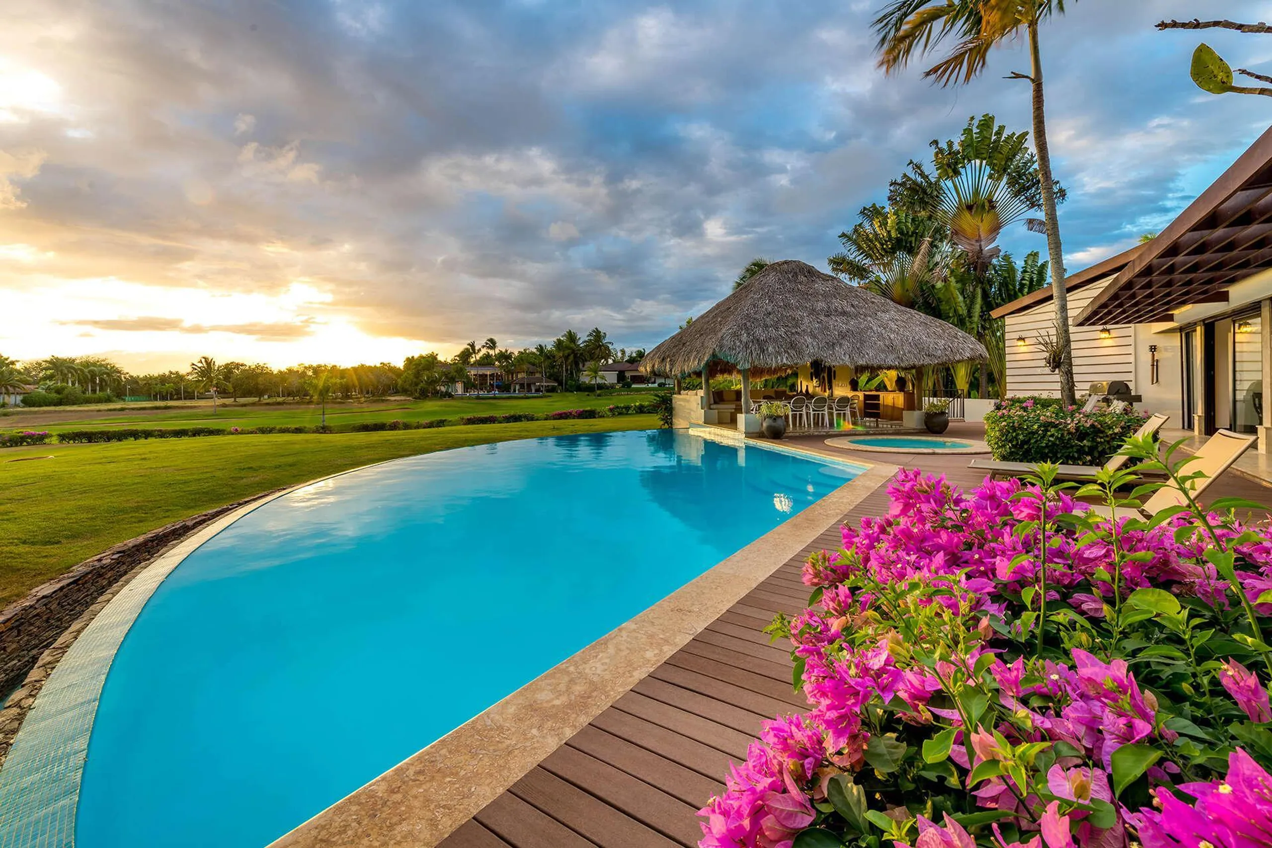 Contemporary Flair Chic Styled Villa With The Essence of Dominican Living, Casa de Campo