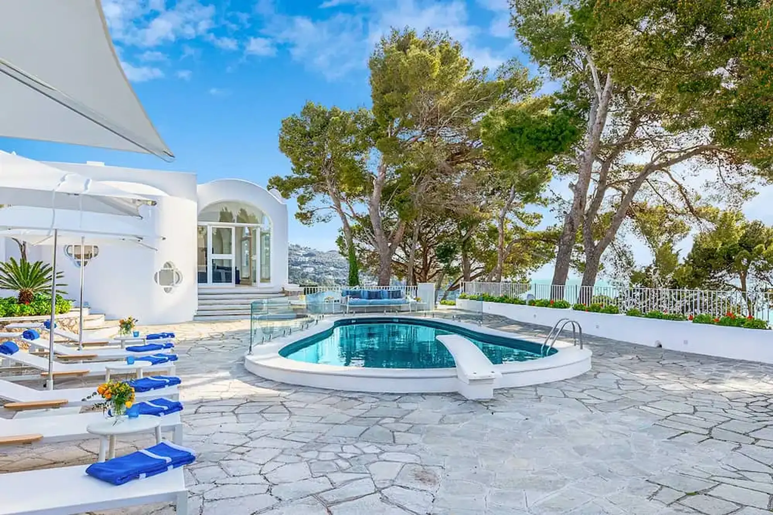 Luxurious Getaway in Anacapri with Private Pool and Magnificent Sea View, Amalfi Coast