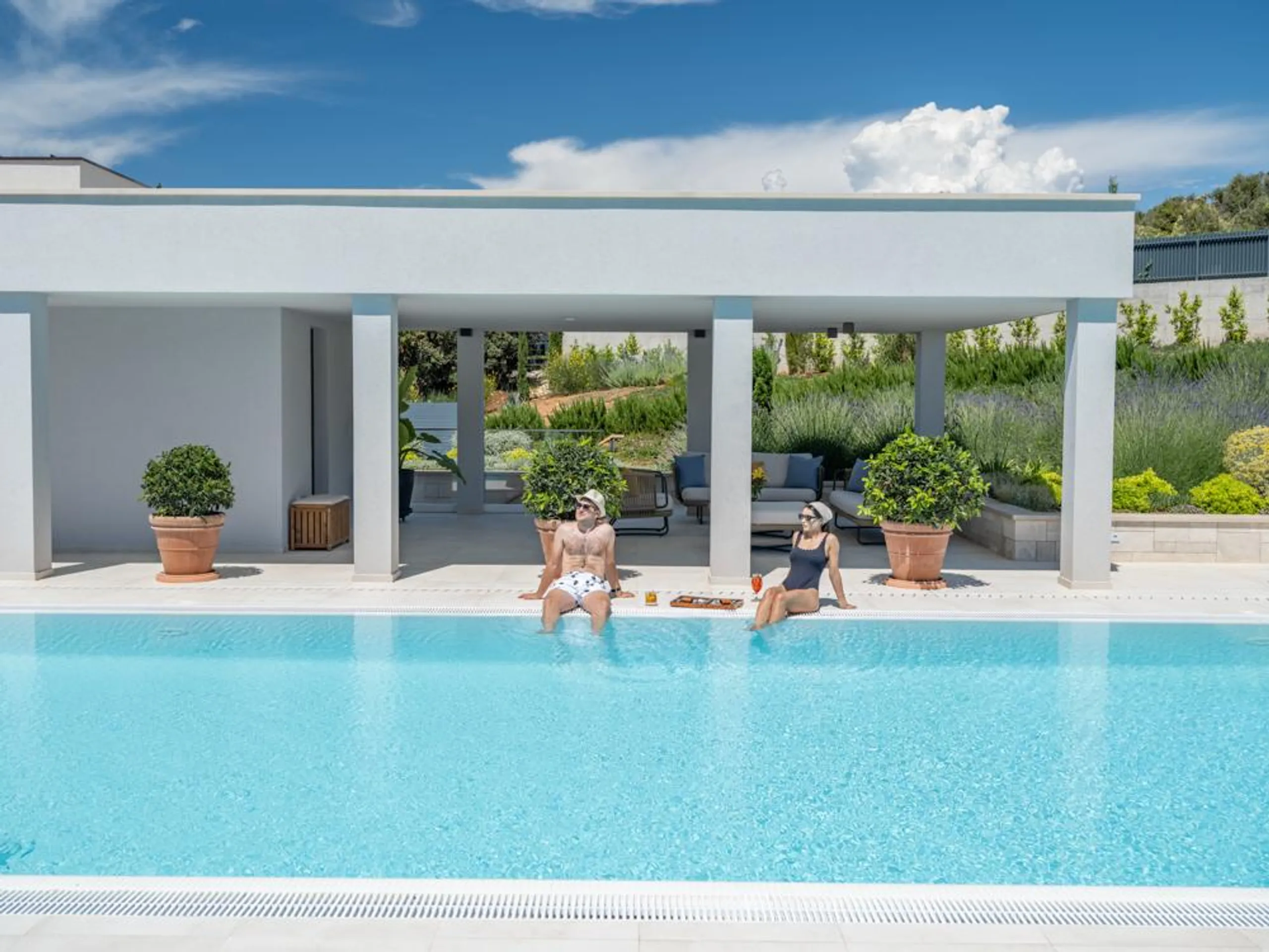 Croatian Paradise Villa with Ocean Views, Infinity Pool, and Historic Charm on Brac Island — photograph 7