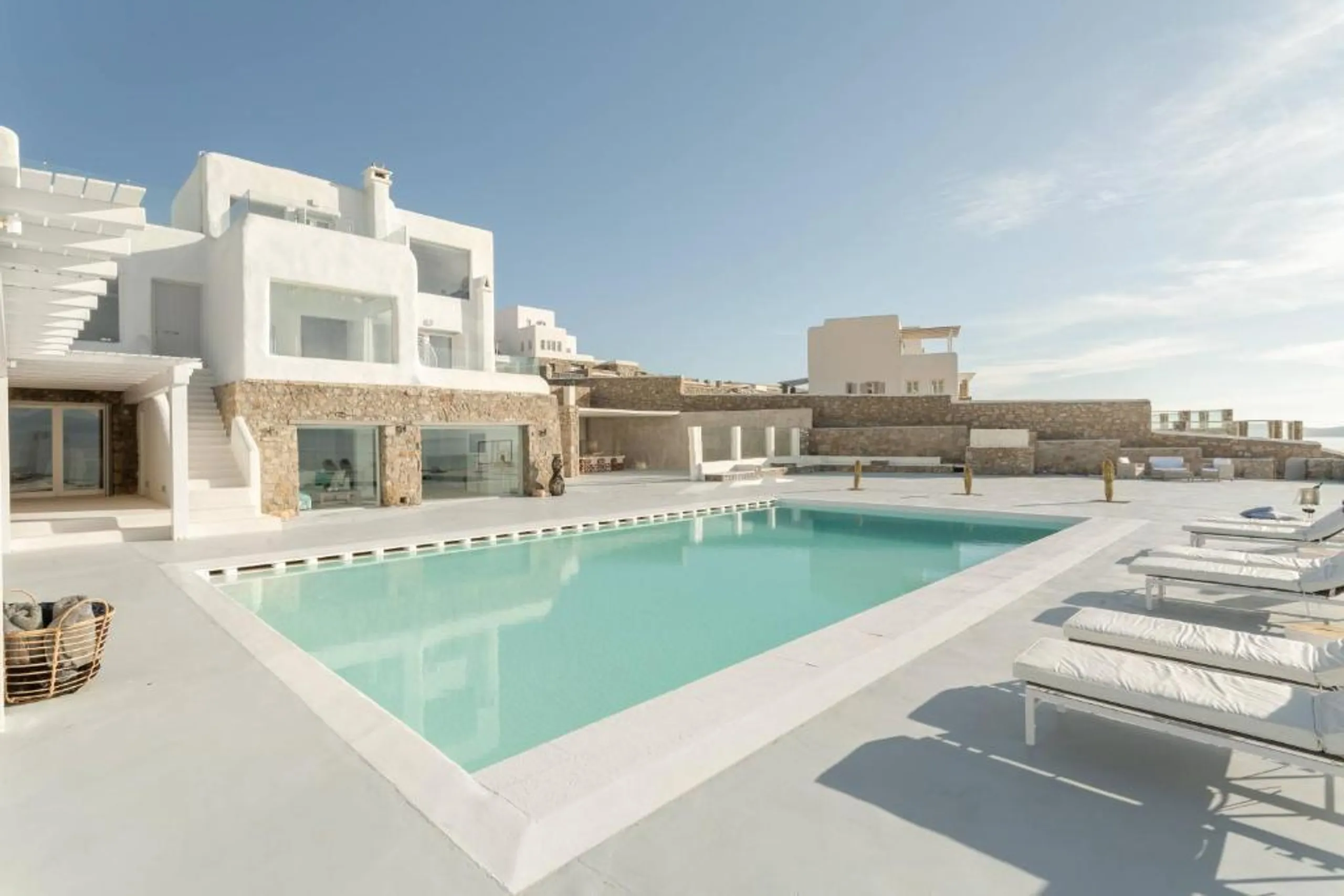 Luxury Redefined in at this Mykonos Luxe Villa with Pool and Views — photograph 2
