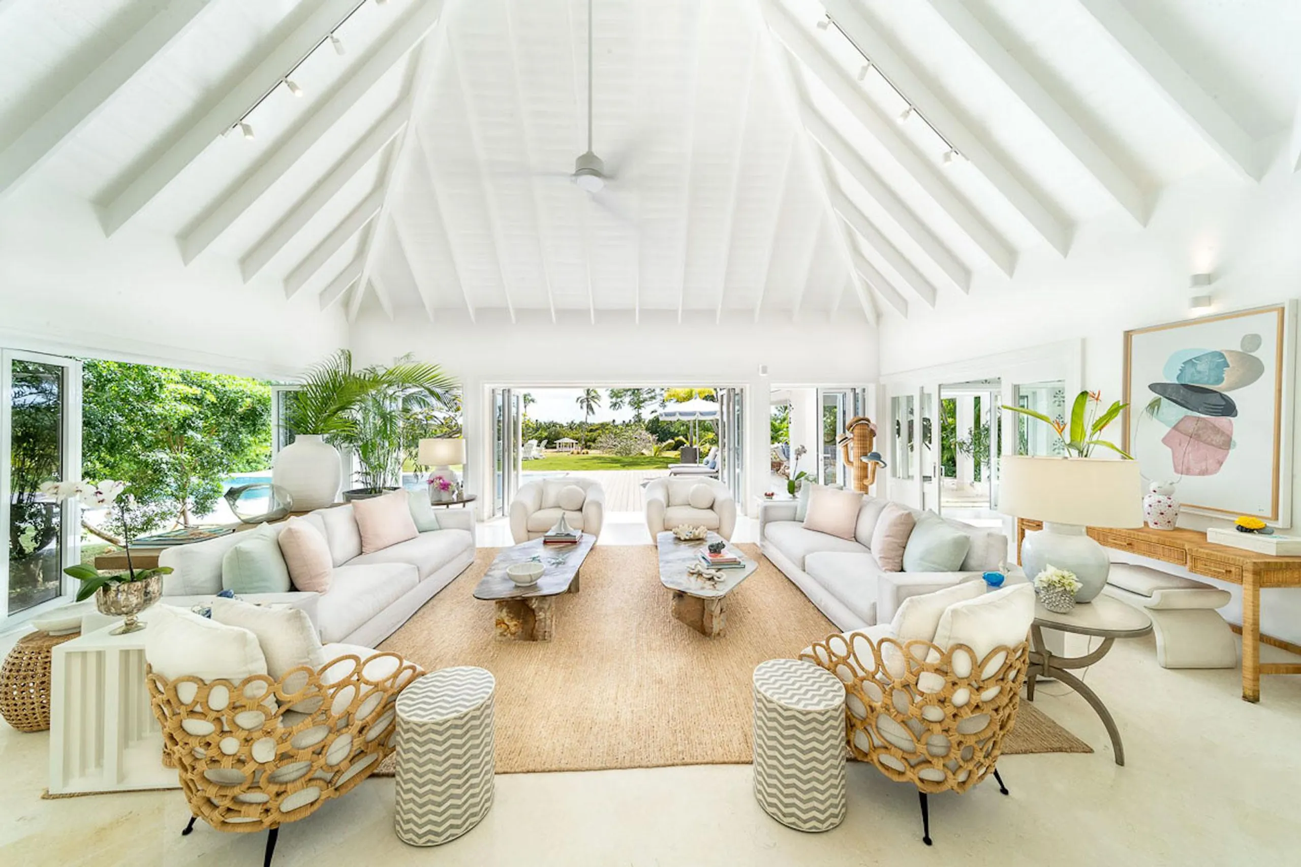 Elegant Brand New Villa with Private Pool and Minitas Garden — photograph 6