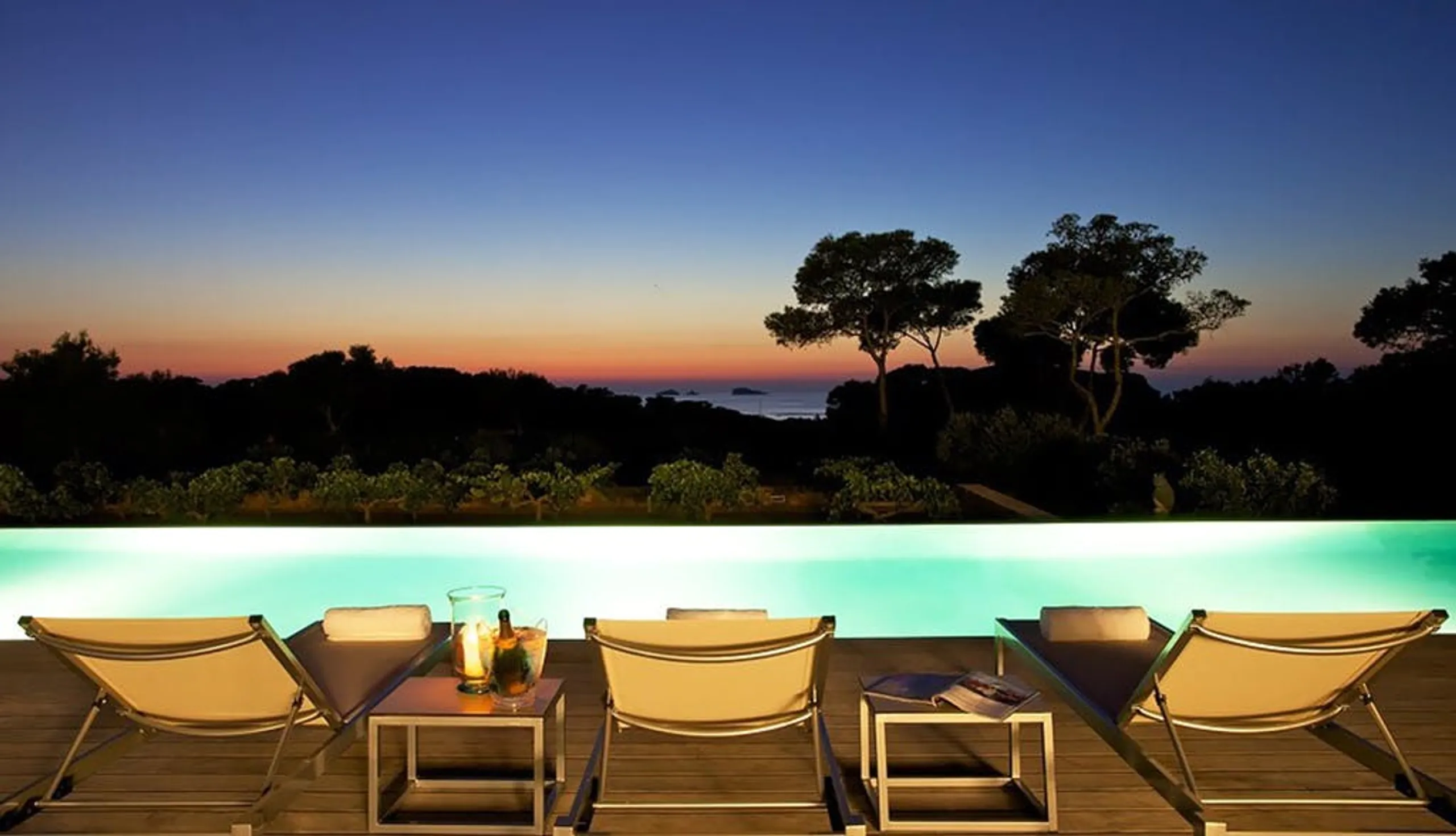 Calming Ibiza Estate with Private Pool and Gazebo — photograph 3