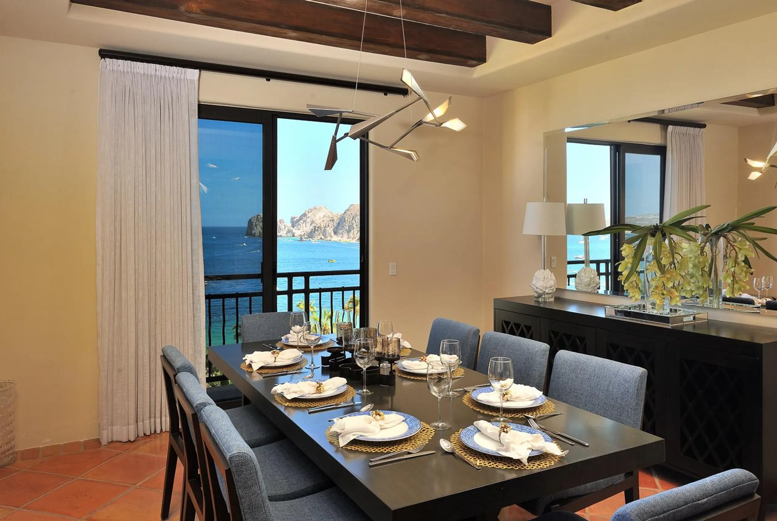 Penthouse with Sensational Sea of Cortez Views and Multiple Terraces — photograph 8