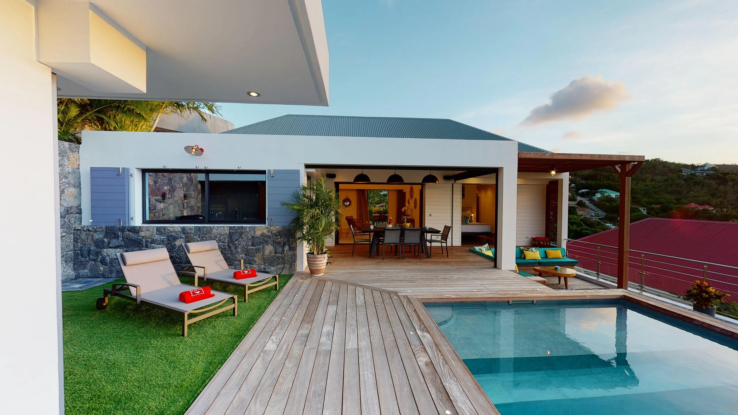 Classy Paradise Villa with Private Pool and Ocean Views — photograph 3