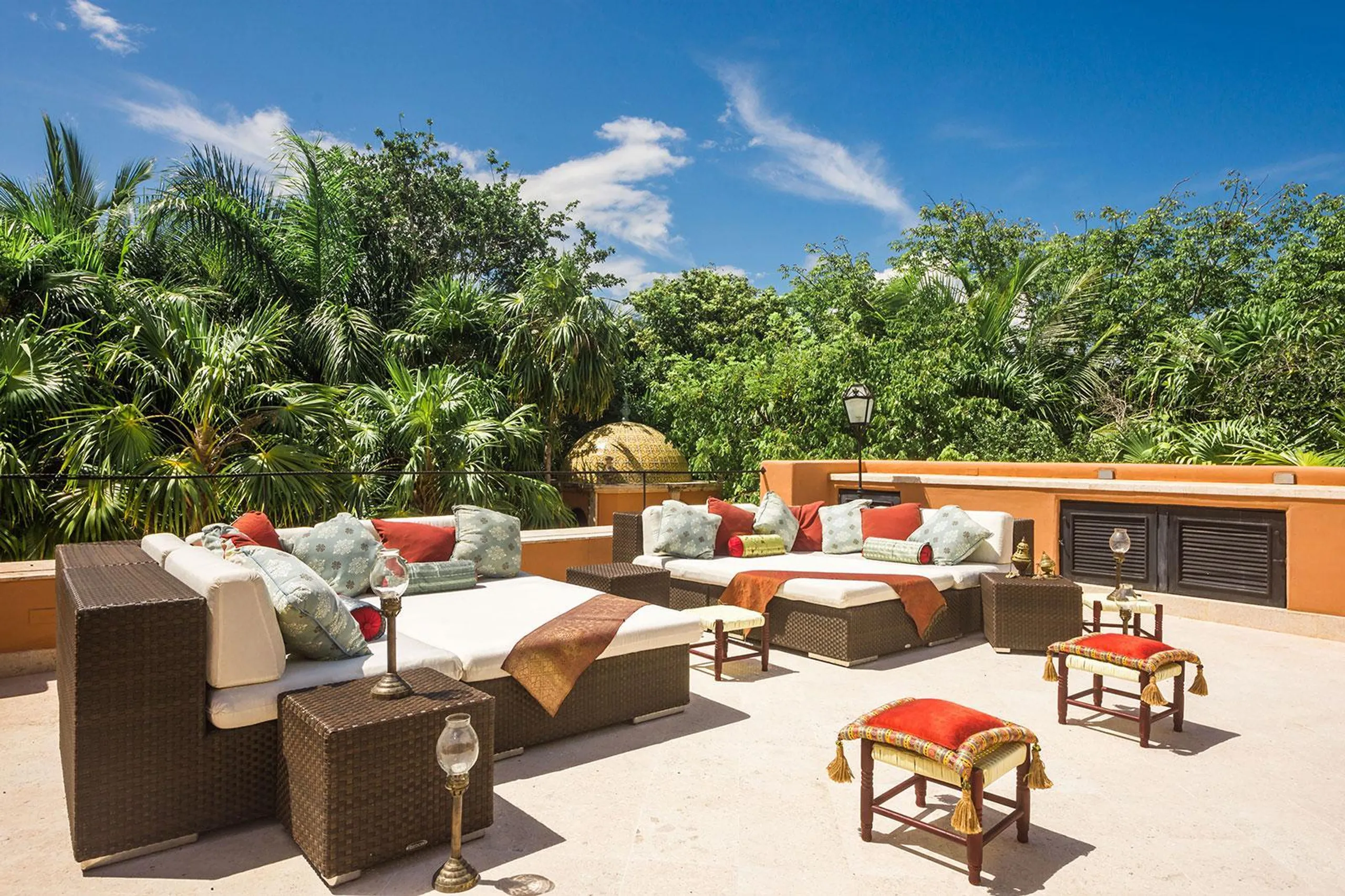 Tulum Grand Enchanting Estate with Private Pool and for Unforgettable Lush Grounds — photograph 9