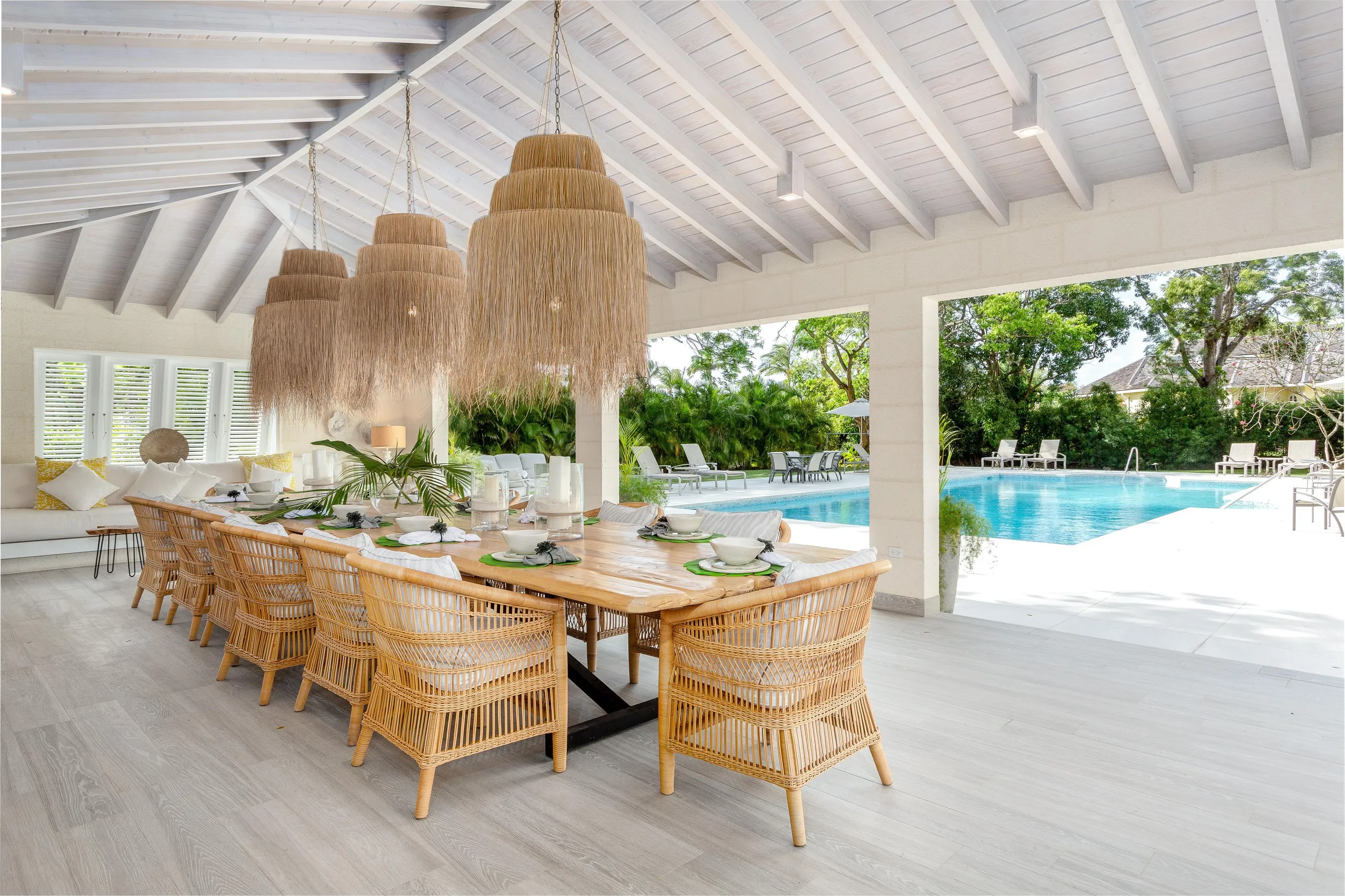Sandy Lanes Elegantly Styled Villa with Private Pool and Access to Beach Club — photograph 3