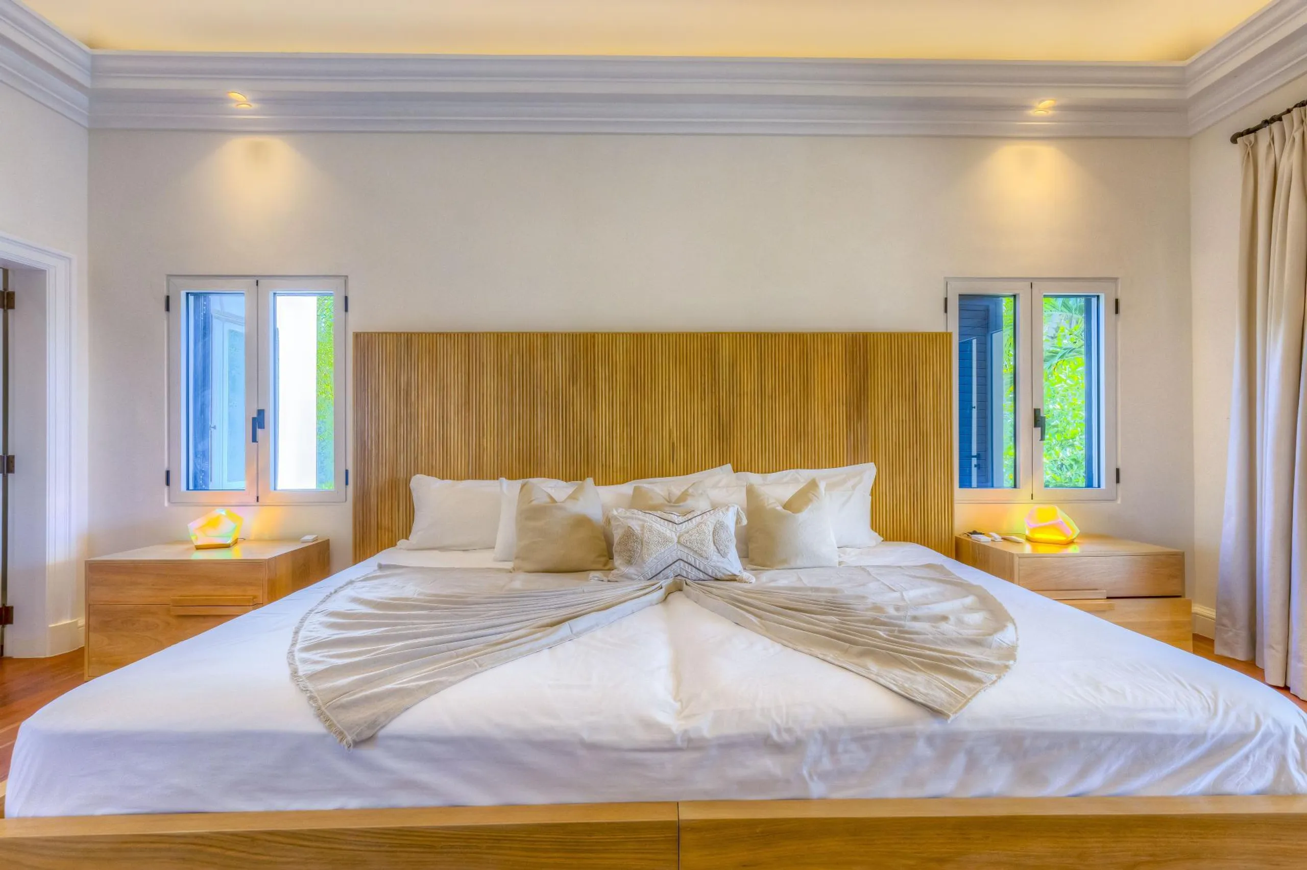 Prime Beachside Villa with Private Pool at La Cana Golf & Beach Club with Expansive Gardens — photograph 8