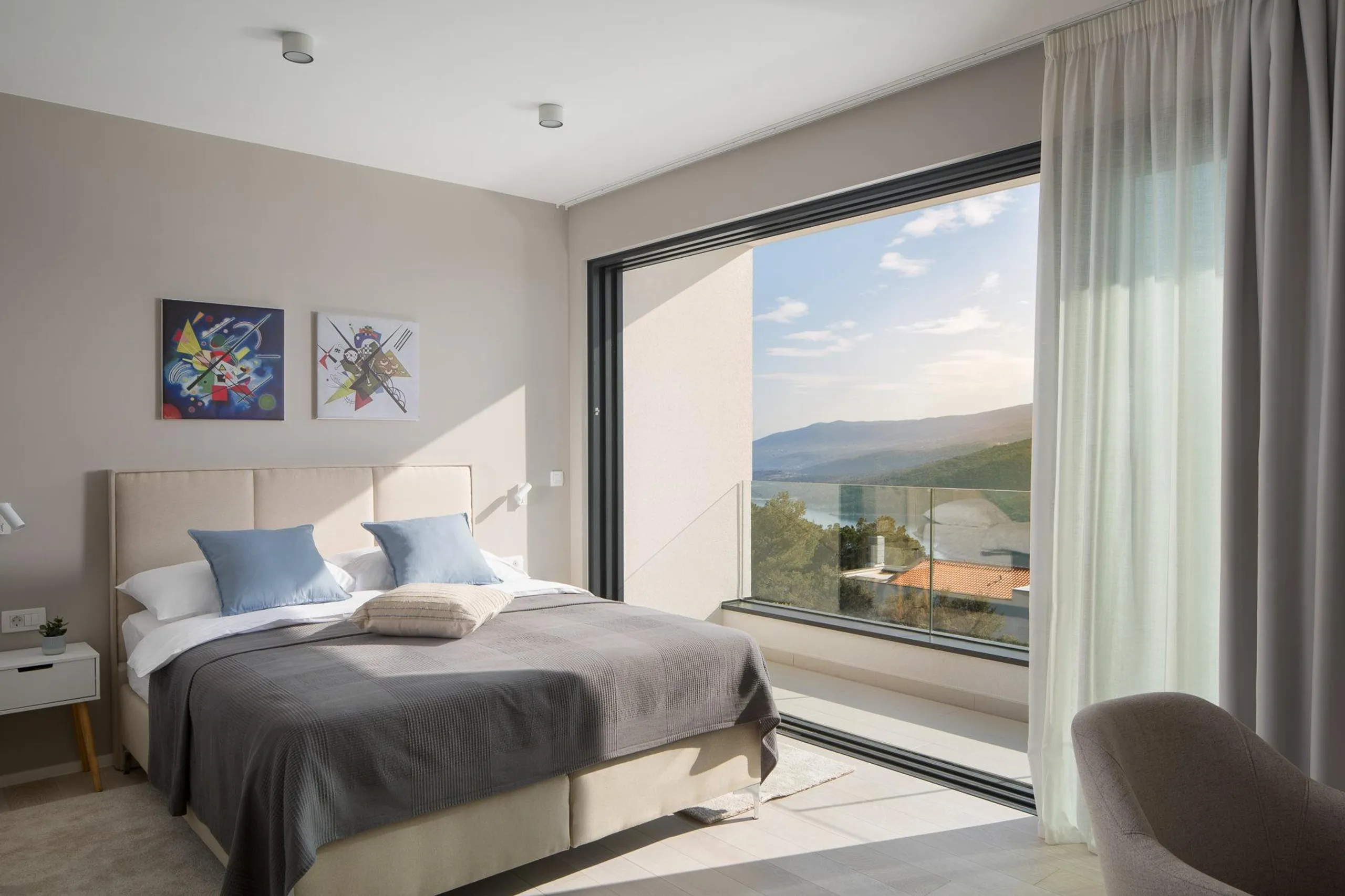 Sumptuous Contemporary Villa Haven with Private Pool, Jacuzzi in Gornji Rabac, Istria — photograph 10