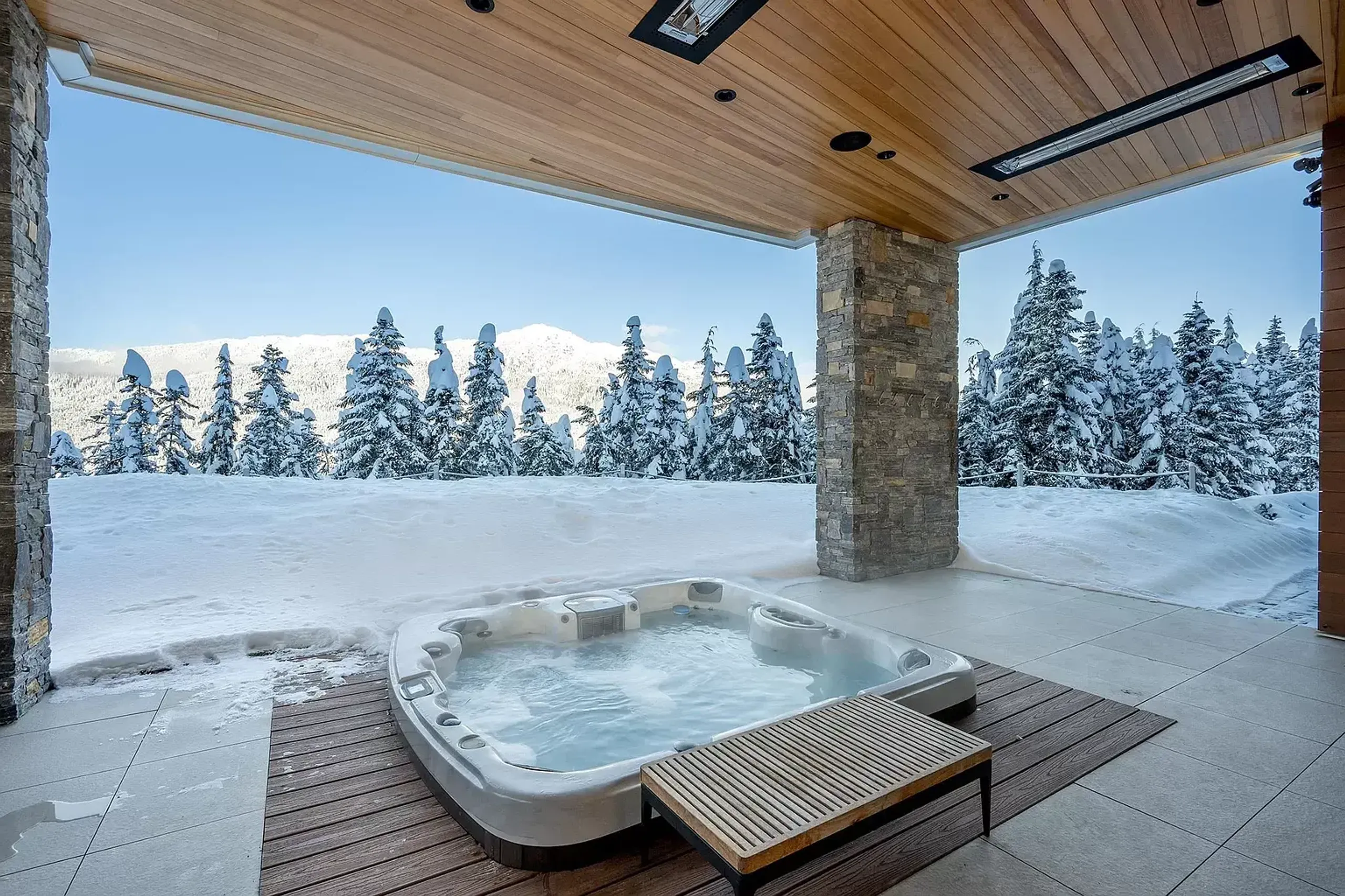 6-Bedroom Alpine Retreat with Panoramic Views, Chef's Kitchen, and Spa Haven VILLAWAY® — photograph 5