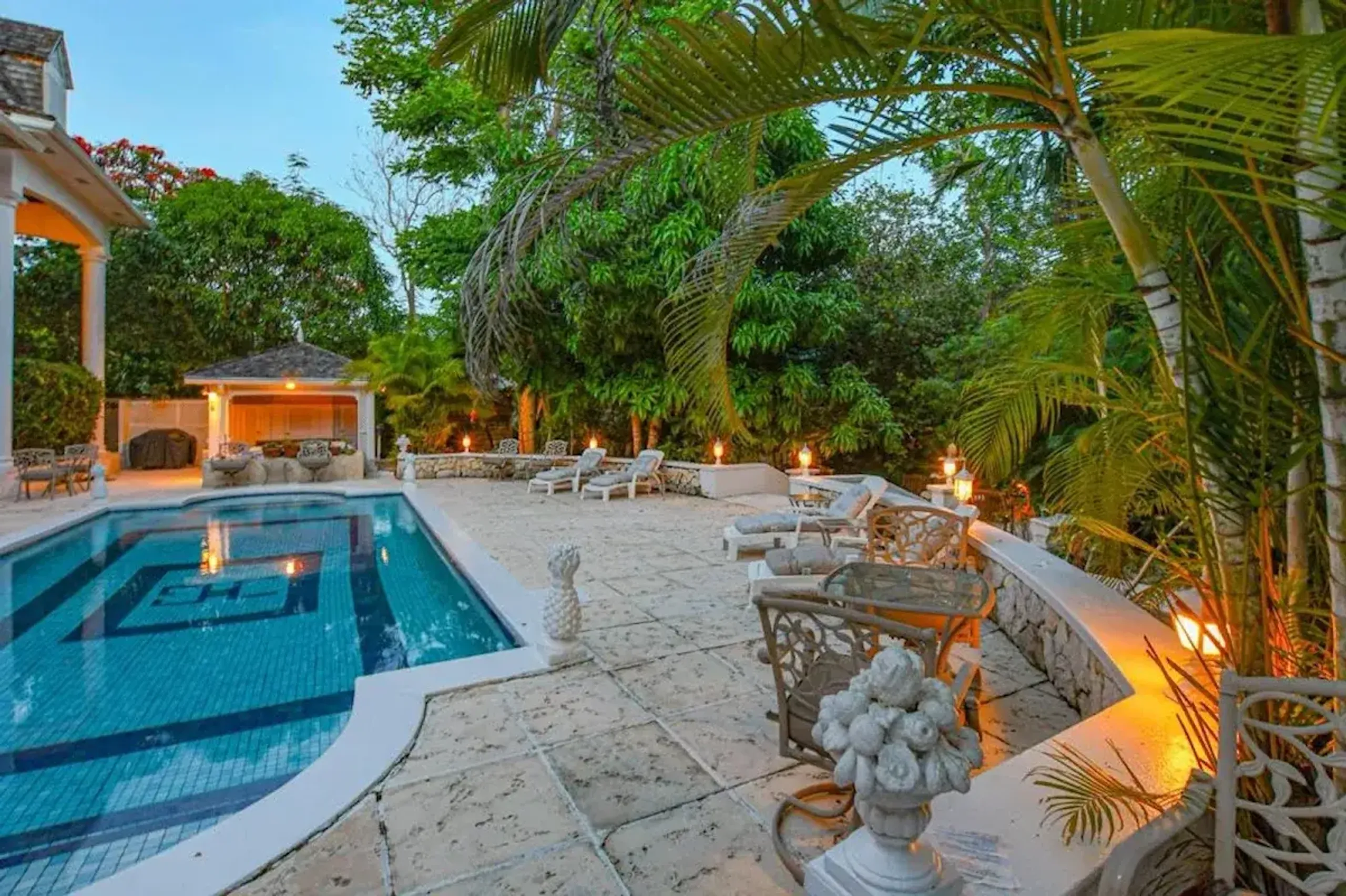 Lyford Cay Luxury Estate with Private Pool and Lovely Grounds — photograph 3