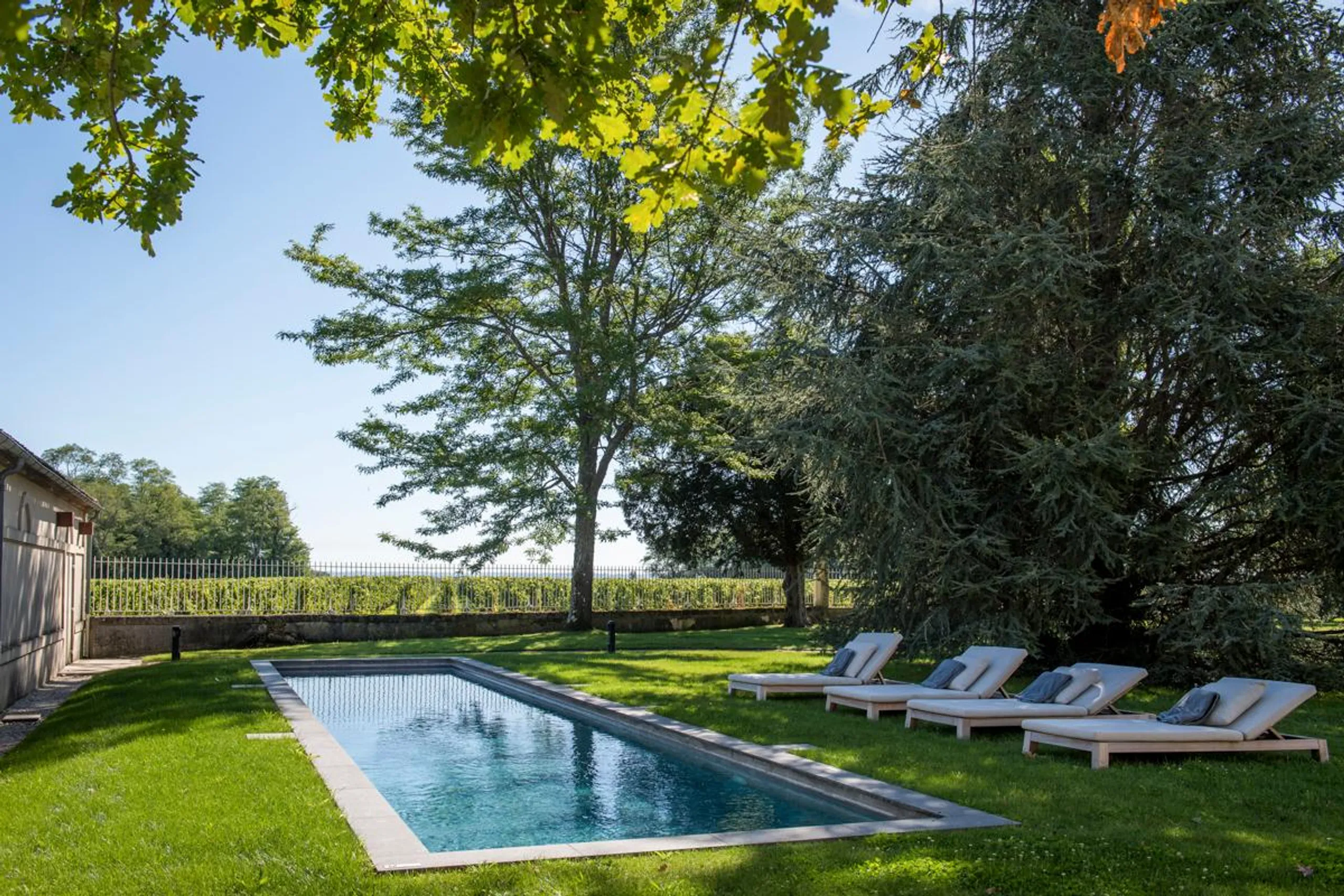 Phenomenal Neo-Classical Villa with Private Pool and Hectares of Surrounding Vines — photograph 2