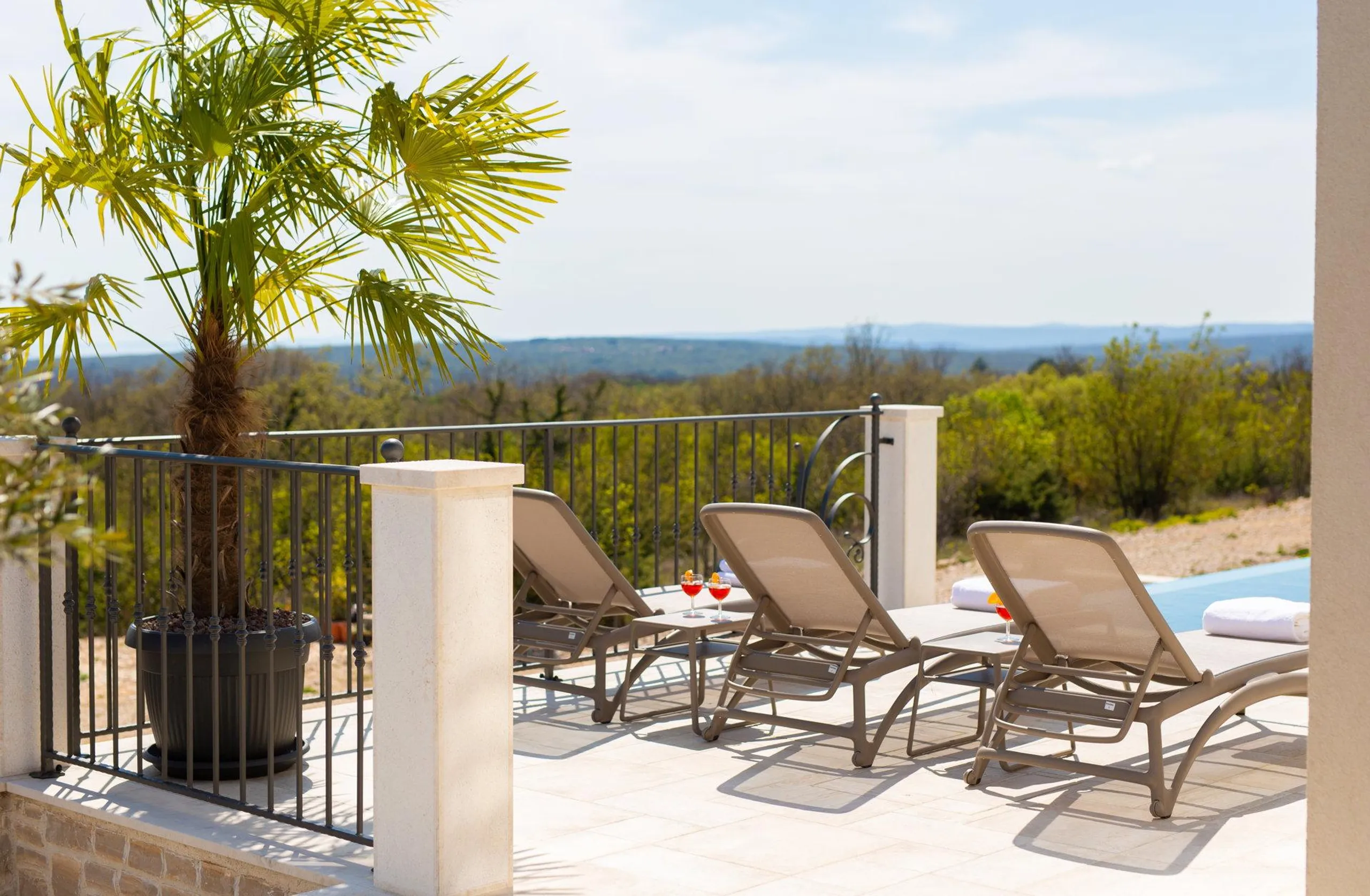 Light-filled Villa Haven with Infinity Pool on Krk Island — photograph 12